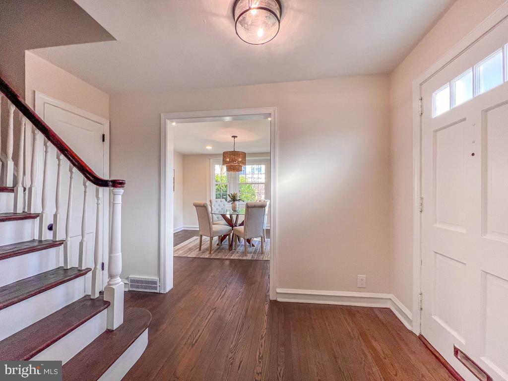 OAK LANE MANOR - Residential