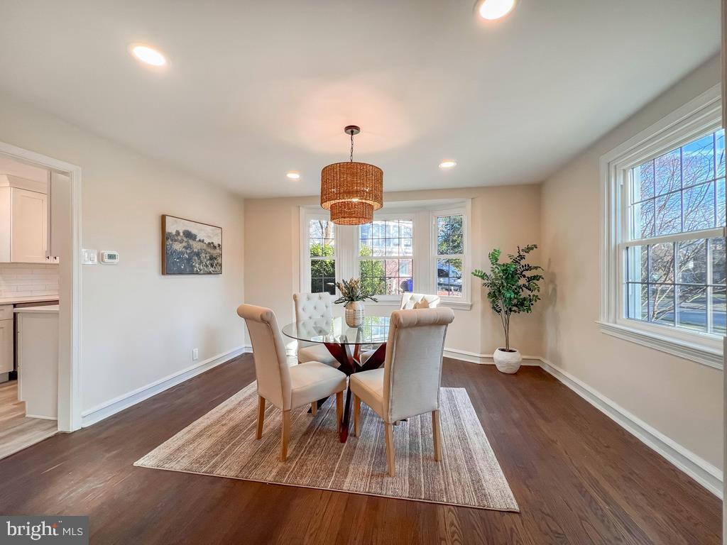 OAK LANE MANOR - Residential