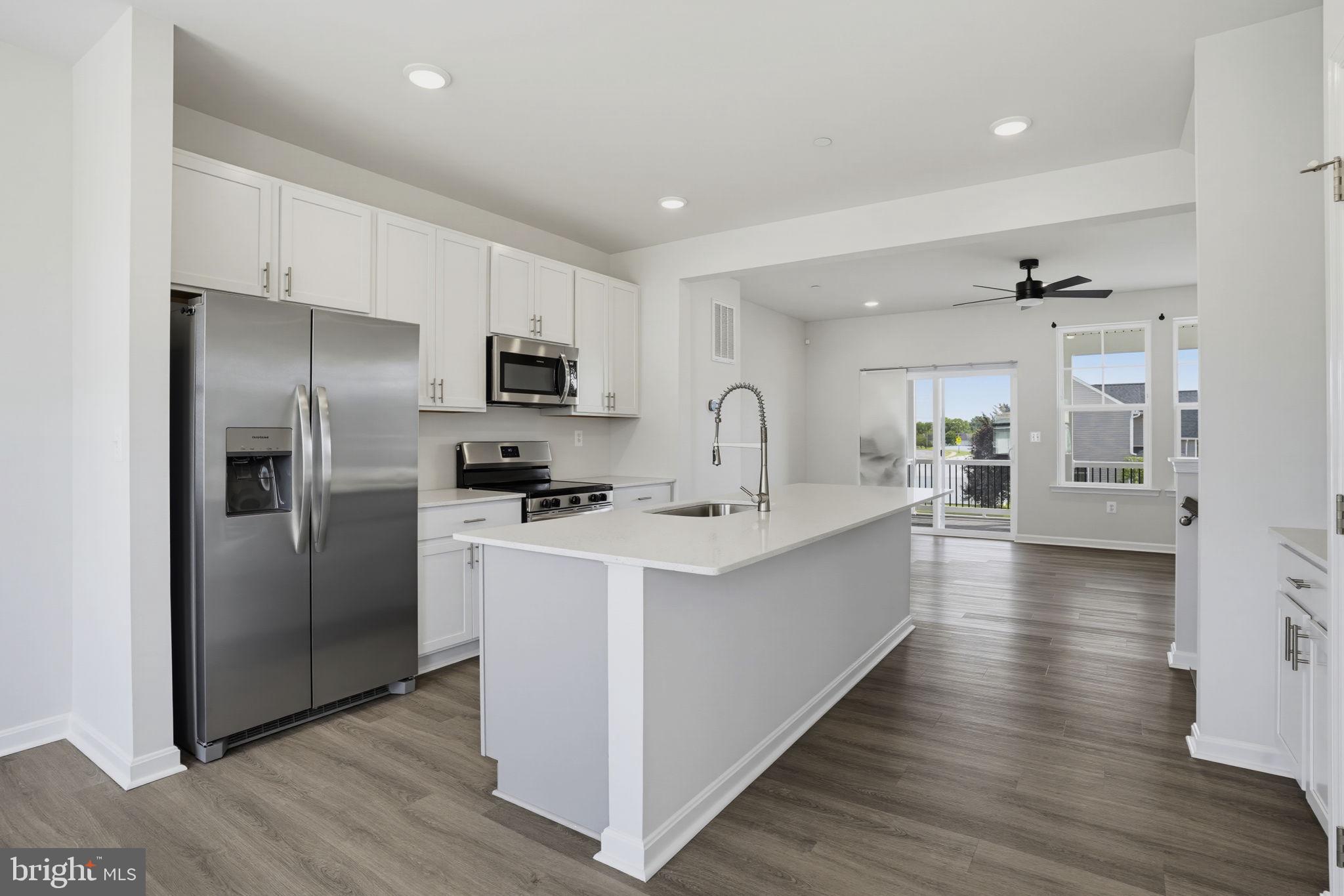 22503 E MAXINE WAY