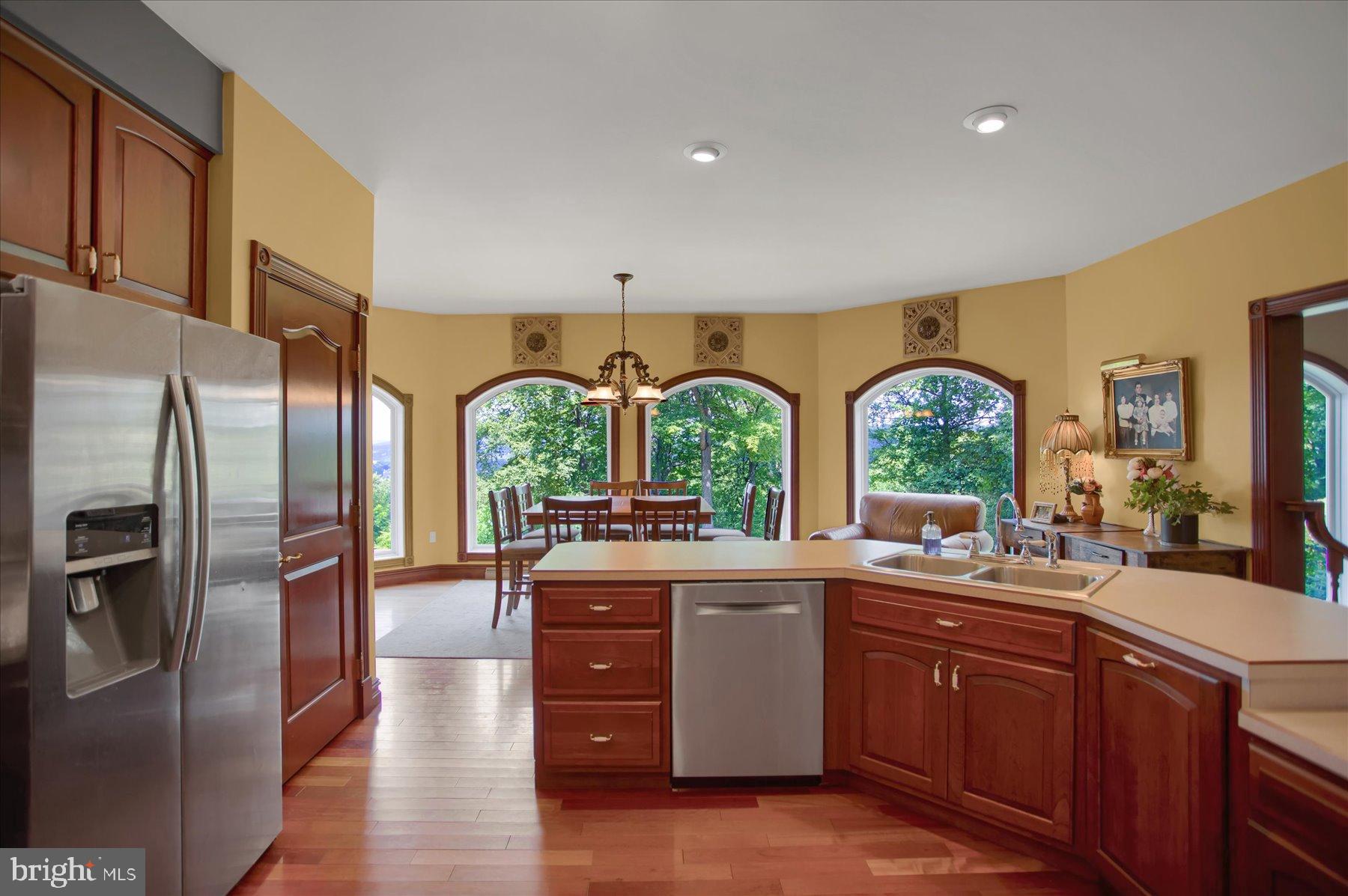 NONE AVAILABEL - Residential