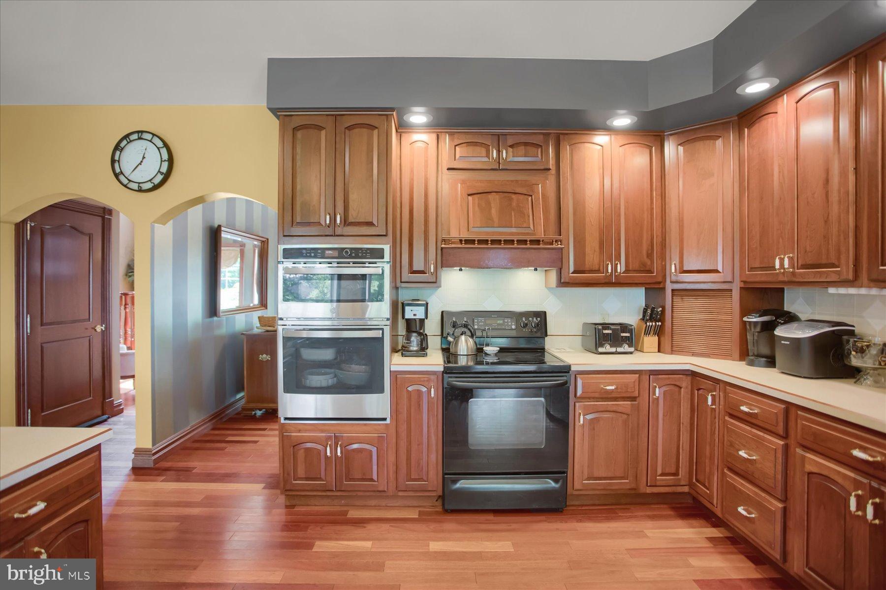 NONE AVAILABEL - Residential