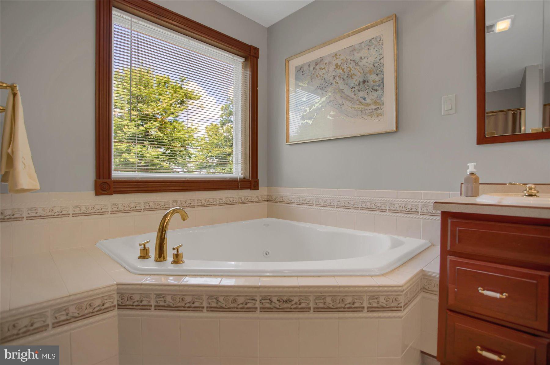 NONE AVAILABEL - Residential