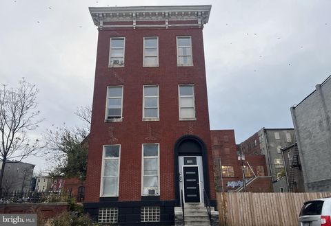 Photo of 1606 Mcculloh Street, BALTIMORE, MD 21217 (MLS # MDBA2193090)