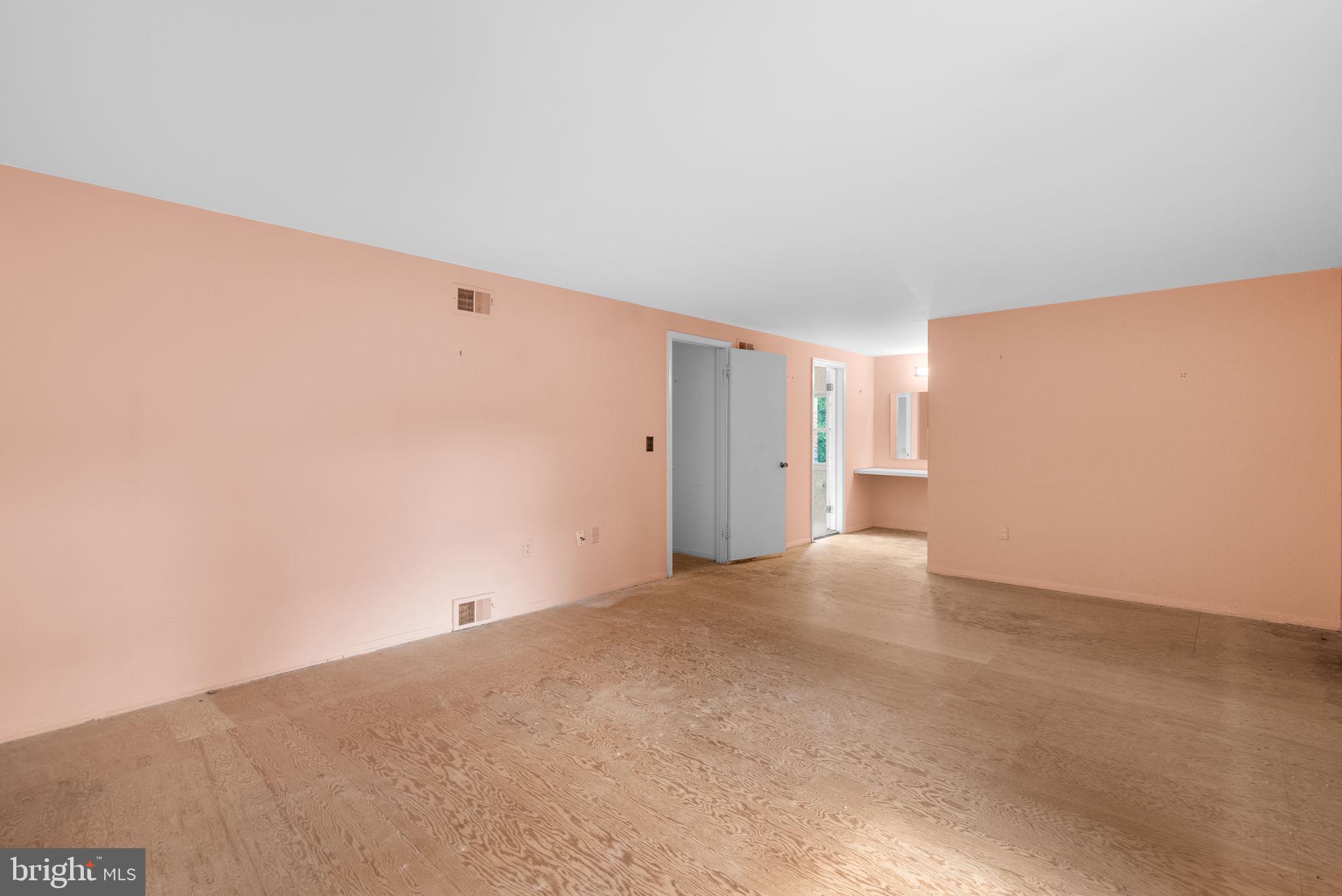 FOX HILLS - Residential