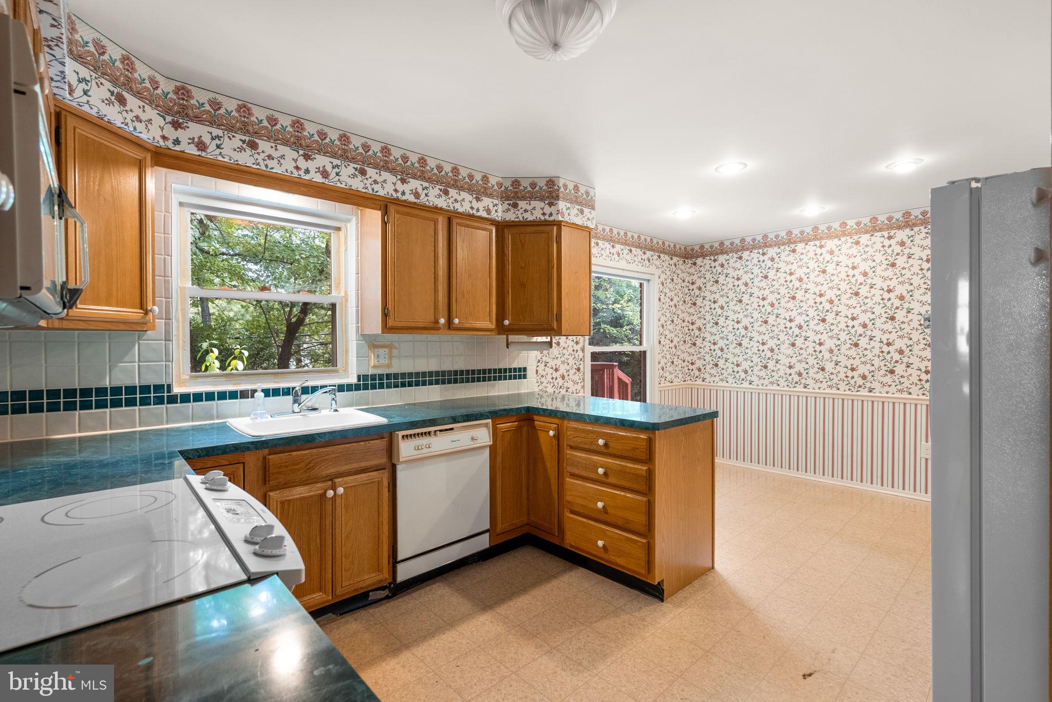 FOX HILLS - Residential