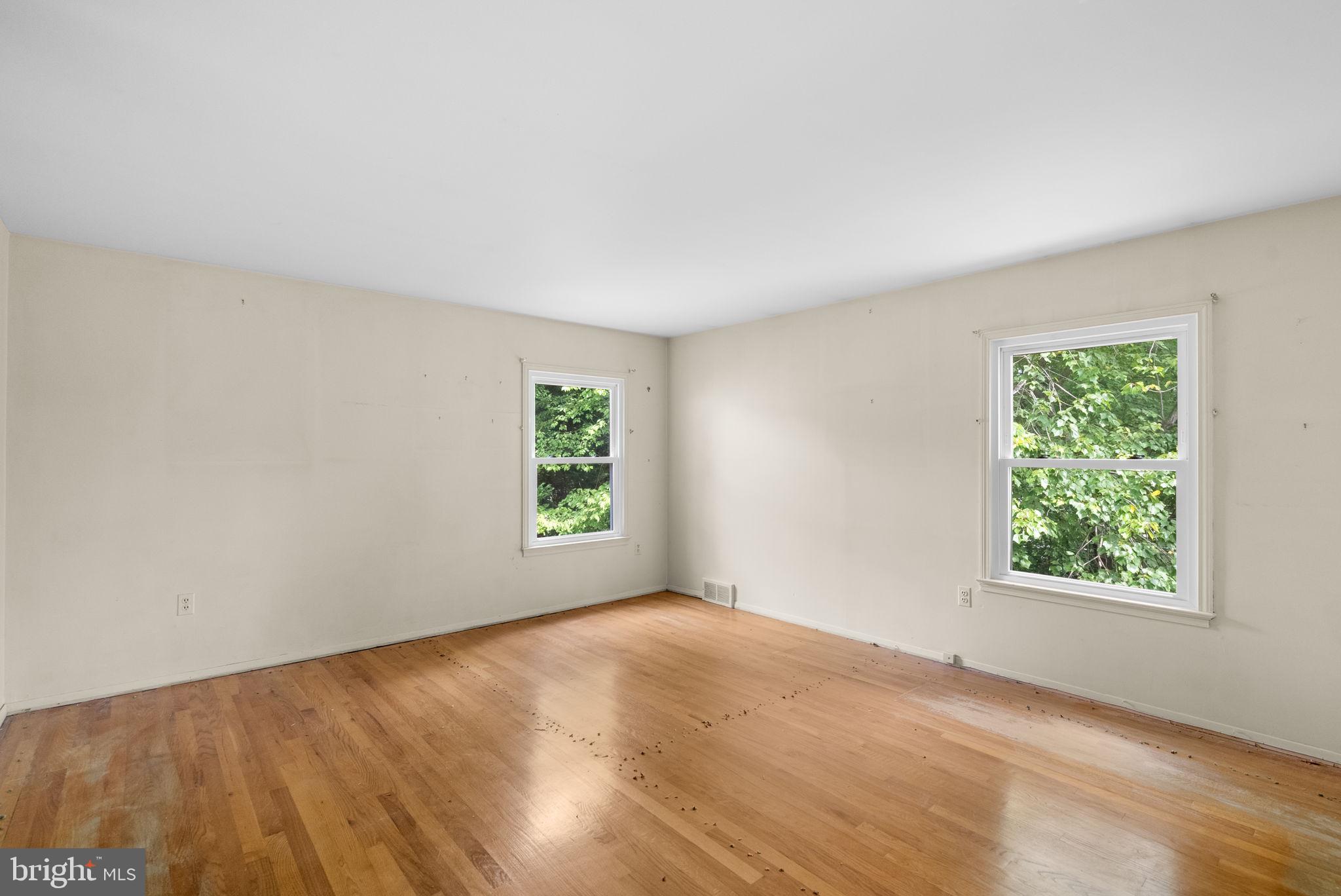 FOX HILLS - Residential