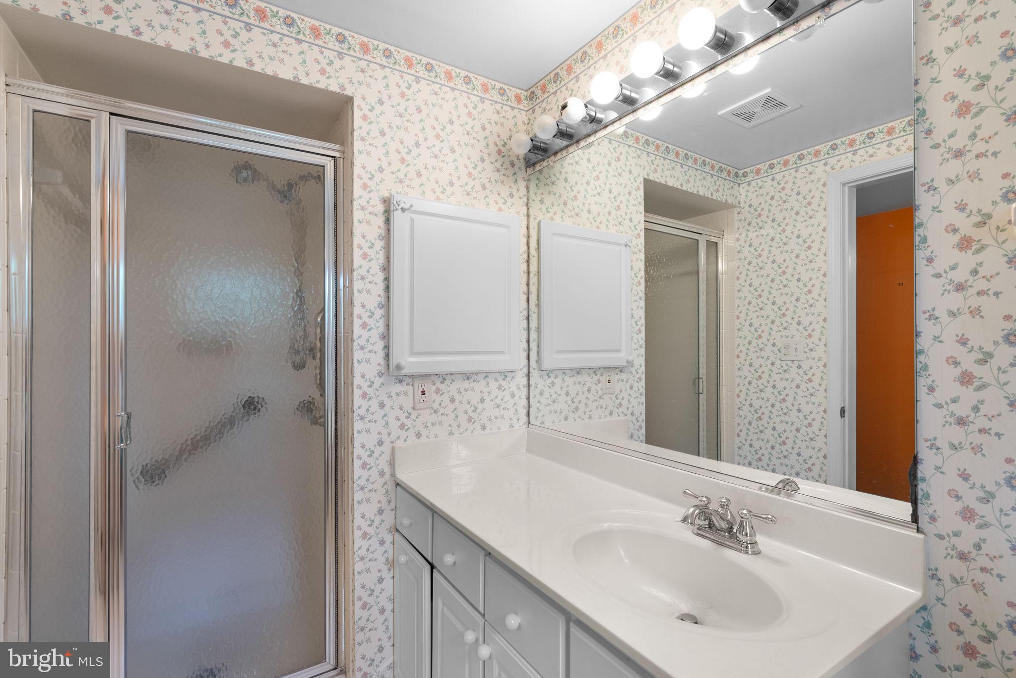 FOX HILLS - Residential