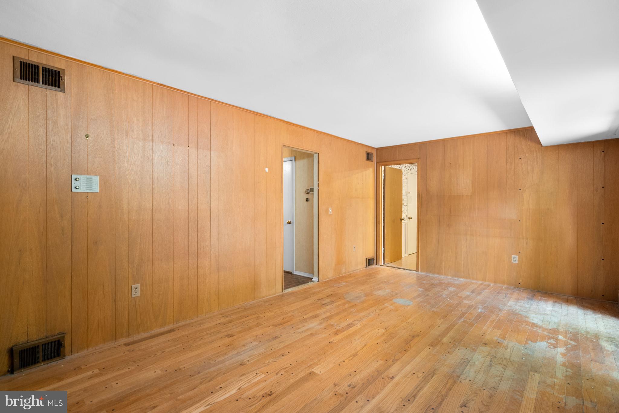 FOX HILLS - Residential