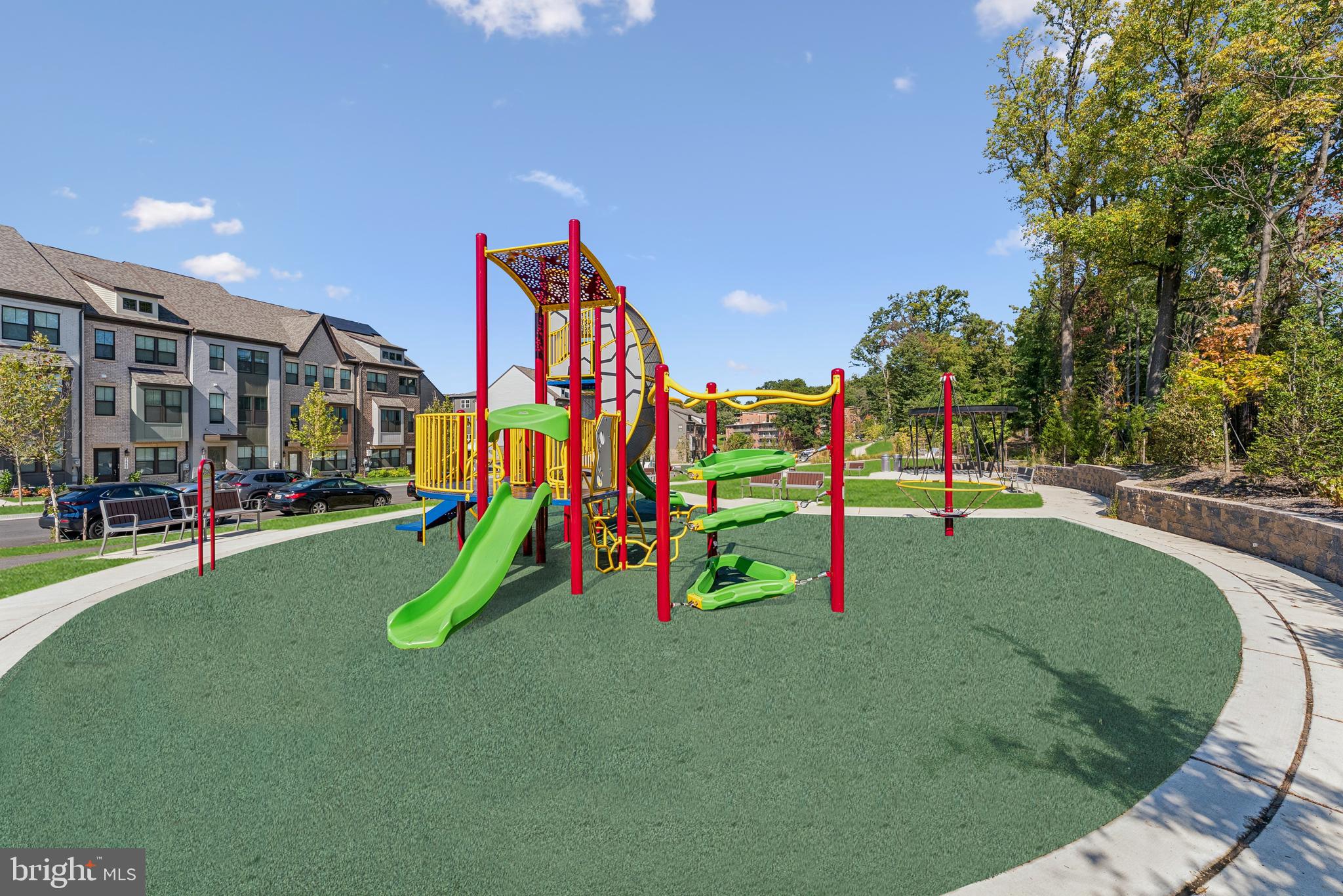 GATEWAY WEST - Residential