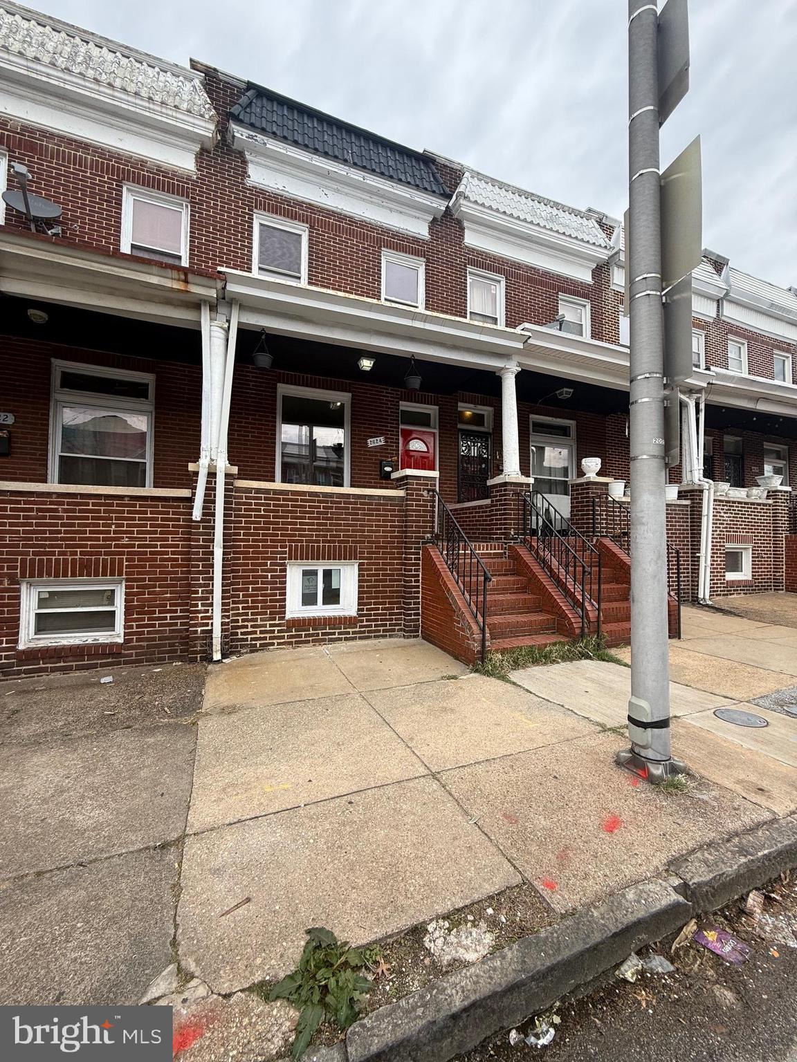 Welcome to 2624 E Biddle St a new completely remodeled from top to bottom 4-bedroom, 2-bath rowhome located in East Baltimore. This move-in-ready townhouse features a bright open-concept layout with modern finishes throughout. The spacious living and dining area flows into an updated kitchen complete with stainless steel appliances, granite countertops, and ample cabinet space.
Upstairs you'll find three generously sized bedrooms and a full bathroom. The home also includes another bedroom in the fully finished basement with a full bath, a convenient in-unit washer and dryer, and central heating and cooling for year-round comfort. Step outside to your private, fenced backyard perfect for outdoor lounging or entertaining.
Located just minutes from Johns Hopkins Hospital and with easy access to I-895 and I-95, this home is ideal for commuters or anyone looking to be close to downtown Baltimore, the Inner Harbor, and local parks and shops.