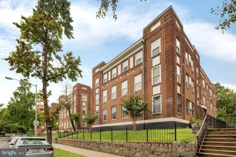 1441 Spring Road NW Unit B1, Washington, DC MLS: DCDC2191388