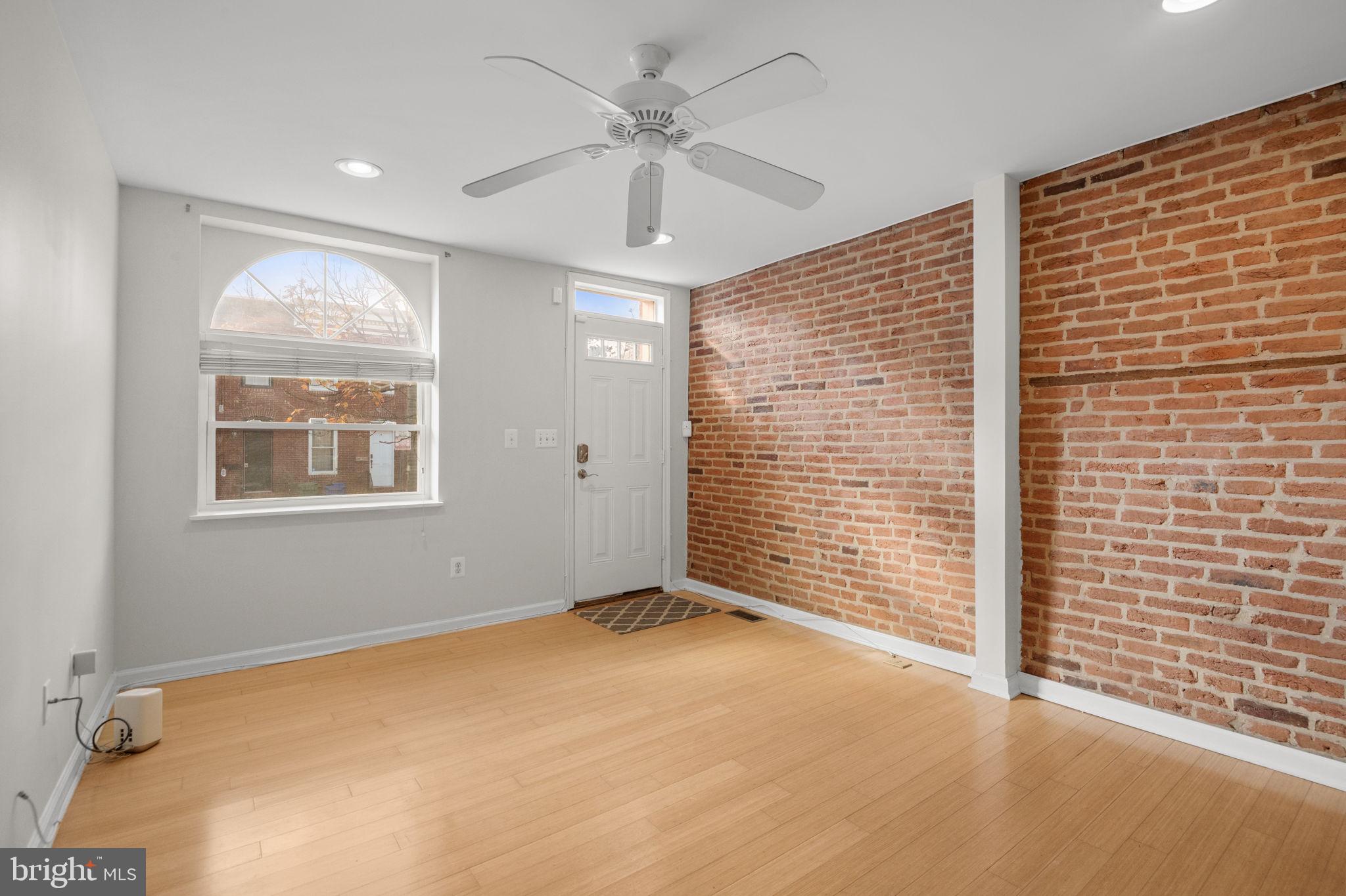 118 W RANDALL STREET