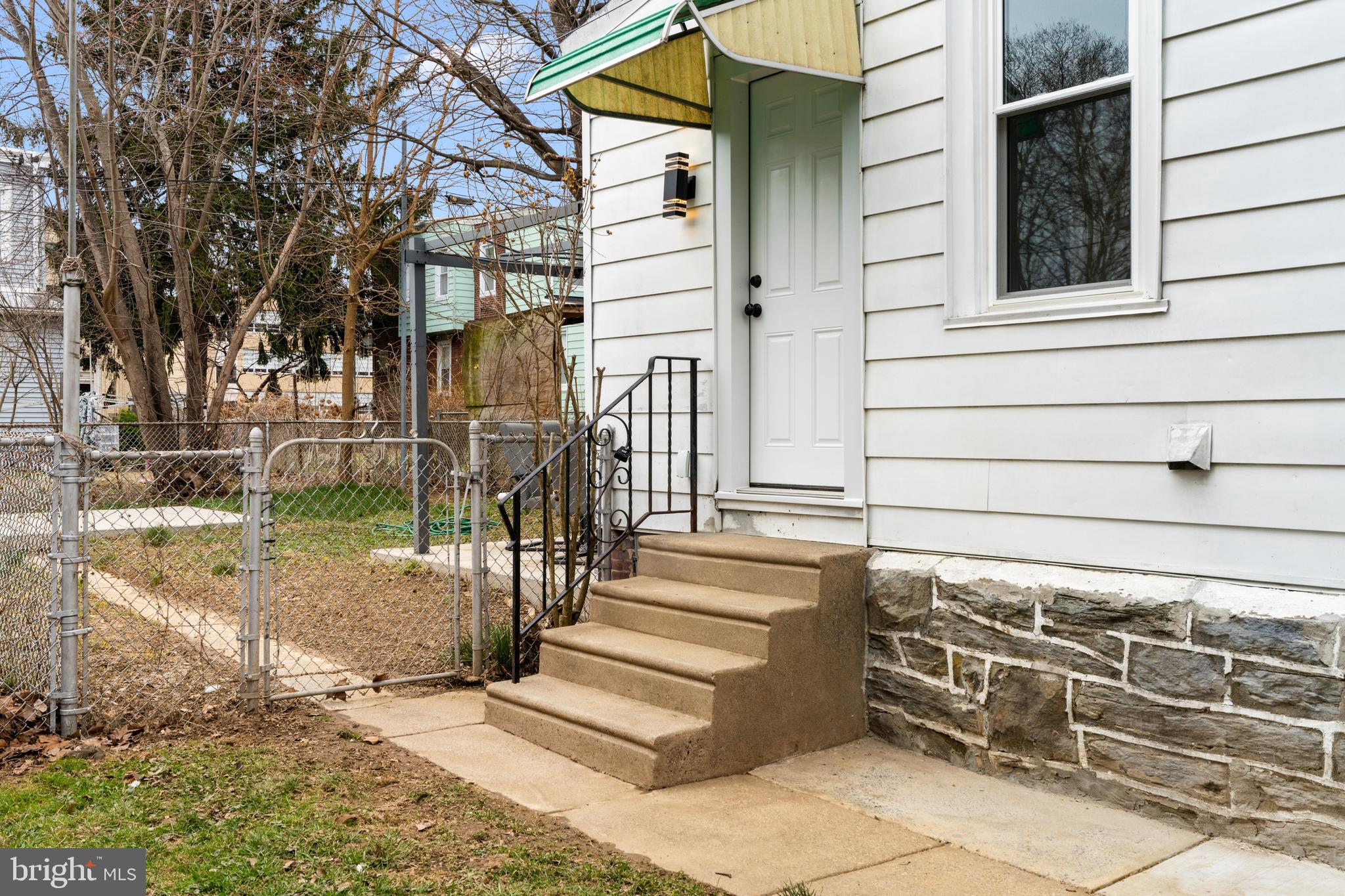 FOX CHASE - Residential