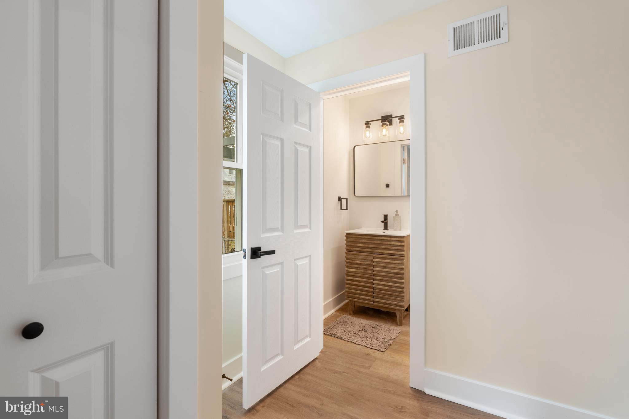 FOX CHASE - Residential