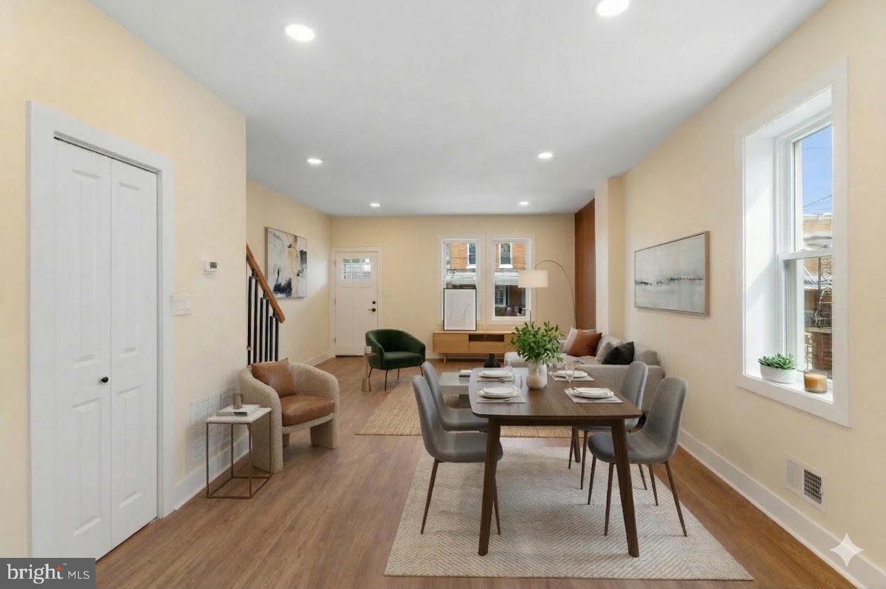 FOX CHASE - Residential