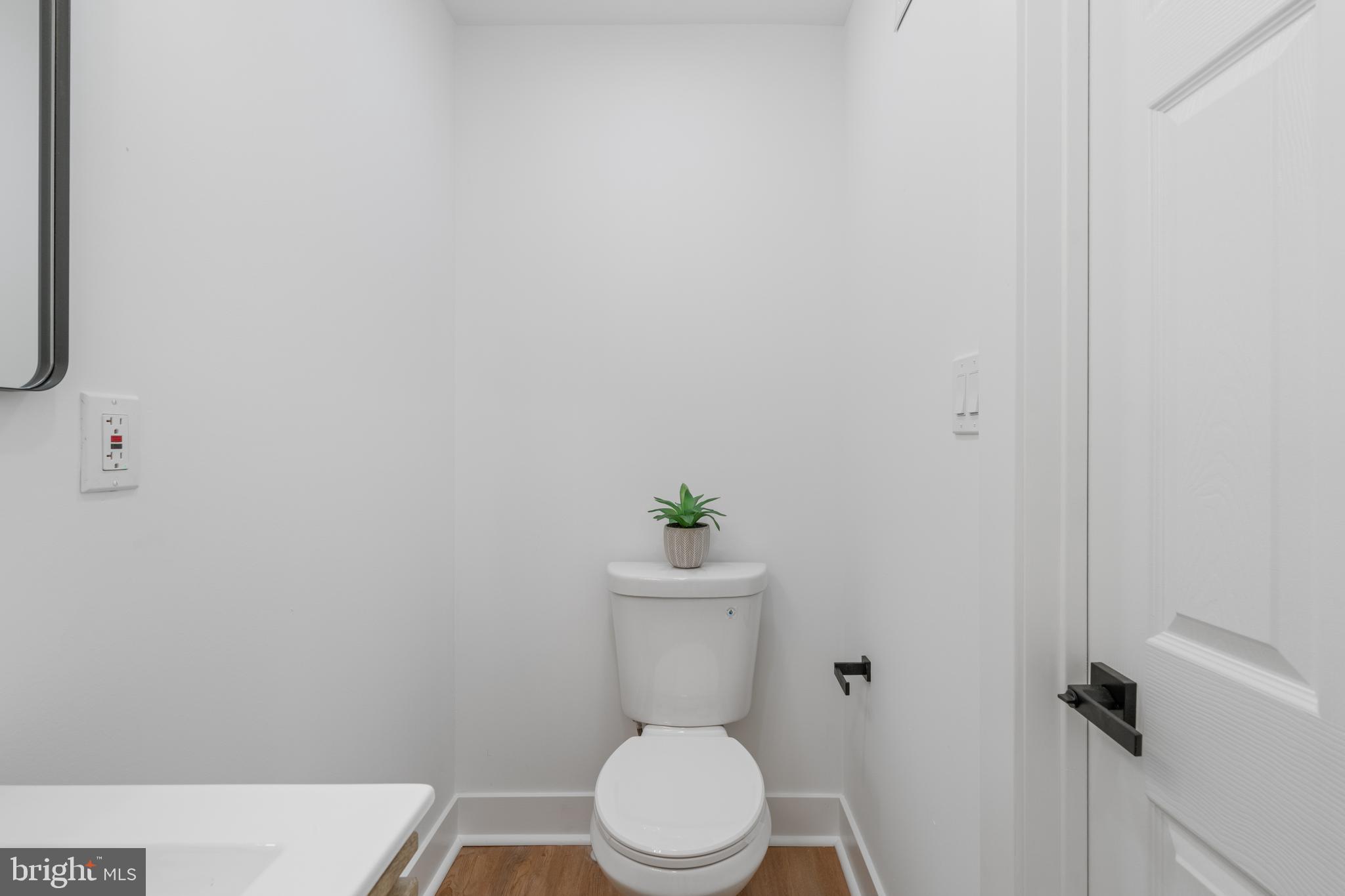 FOX CHASE - Residential