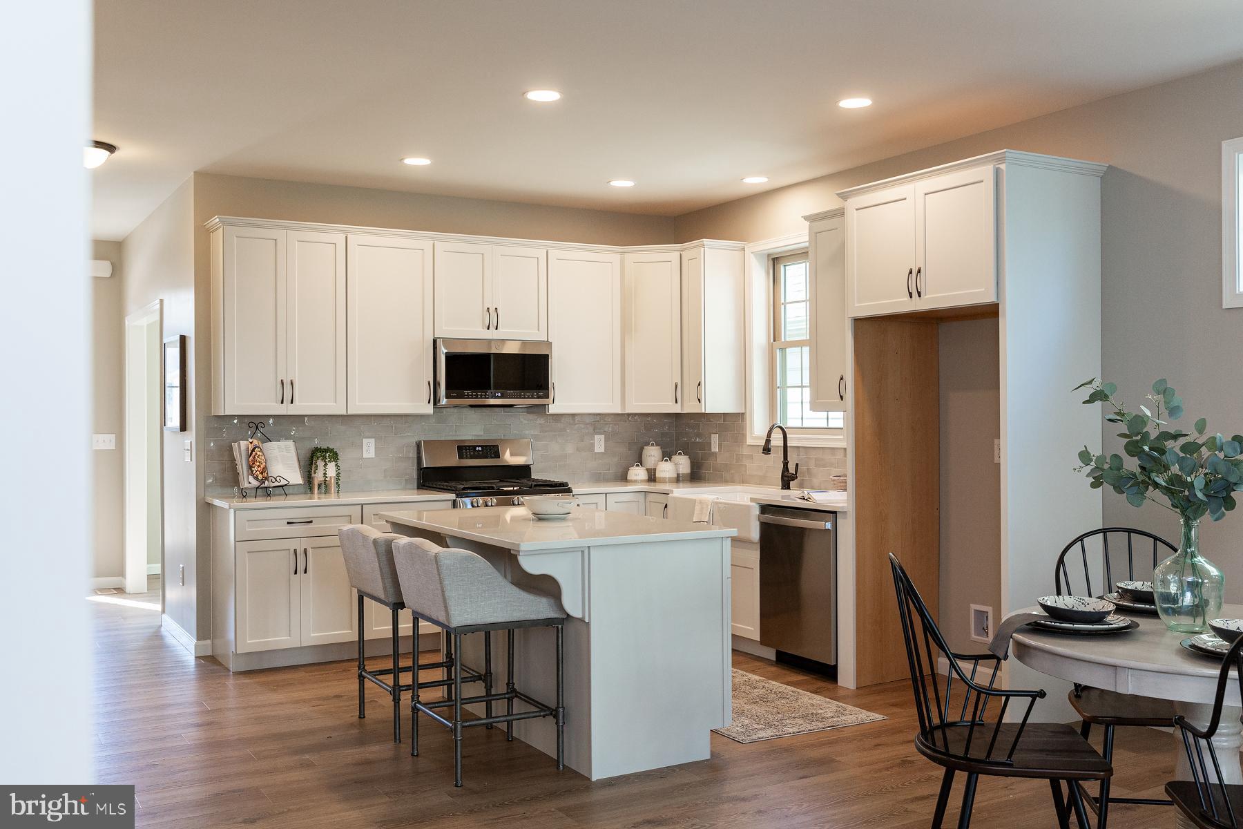 HONEYCROFT VILLAGE - Residential