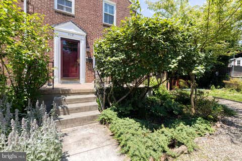 Townhouse For Sale - 162 Stanmore Road Rd<br/> BALTIMORE, MD 21212