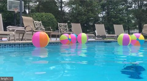 71 BROADACRE DRIVE MOUNT LAUREL NJ 08054