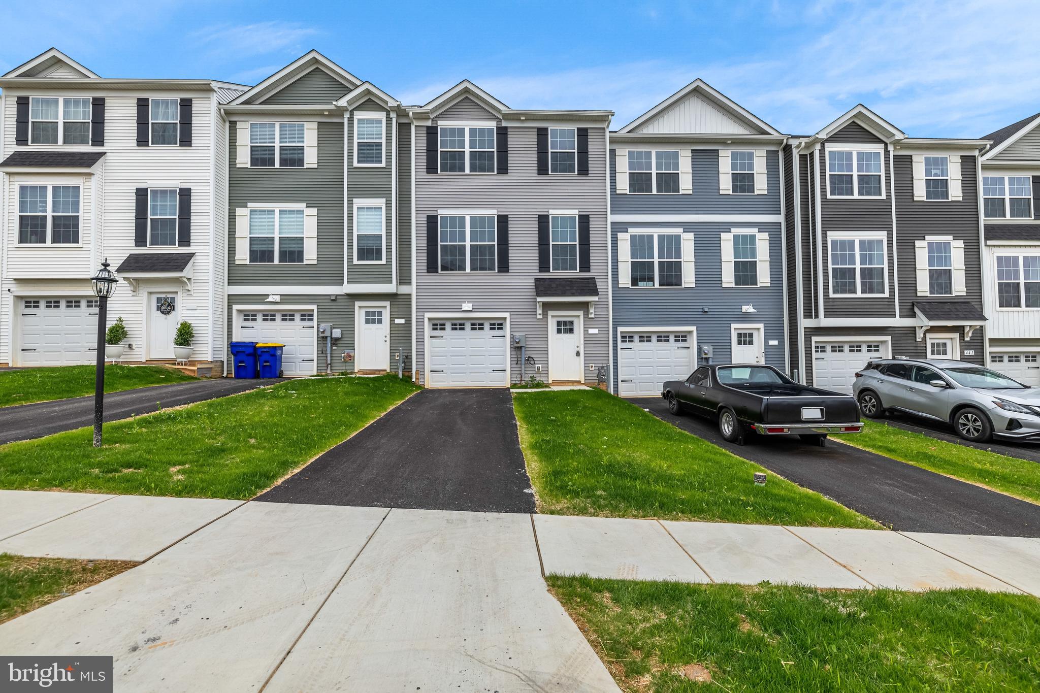 HUDSON RIDGE - Residential