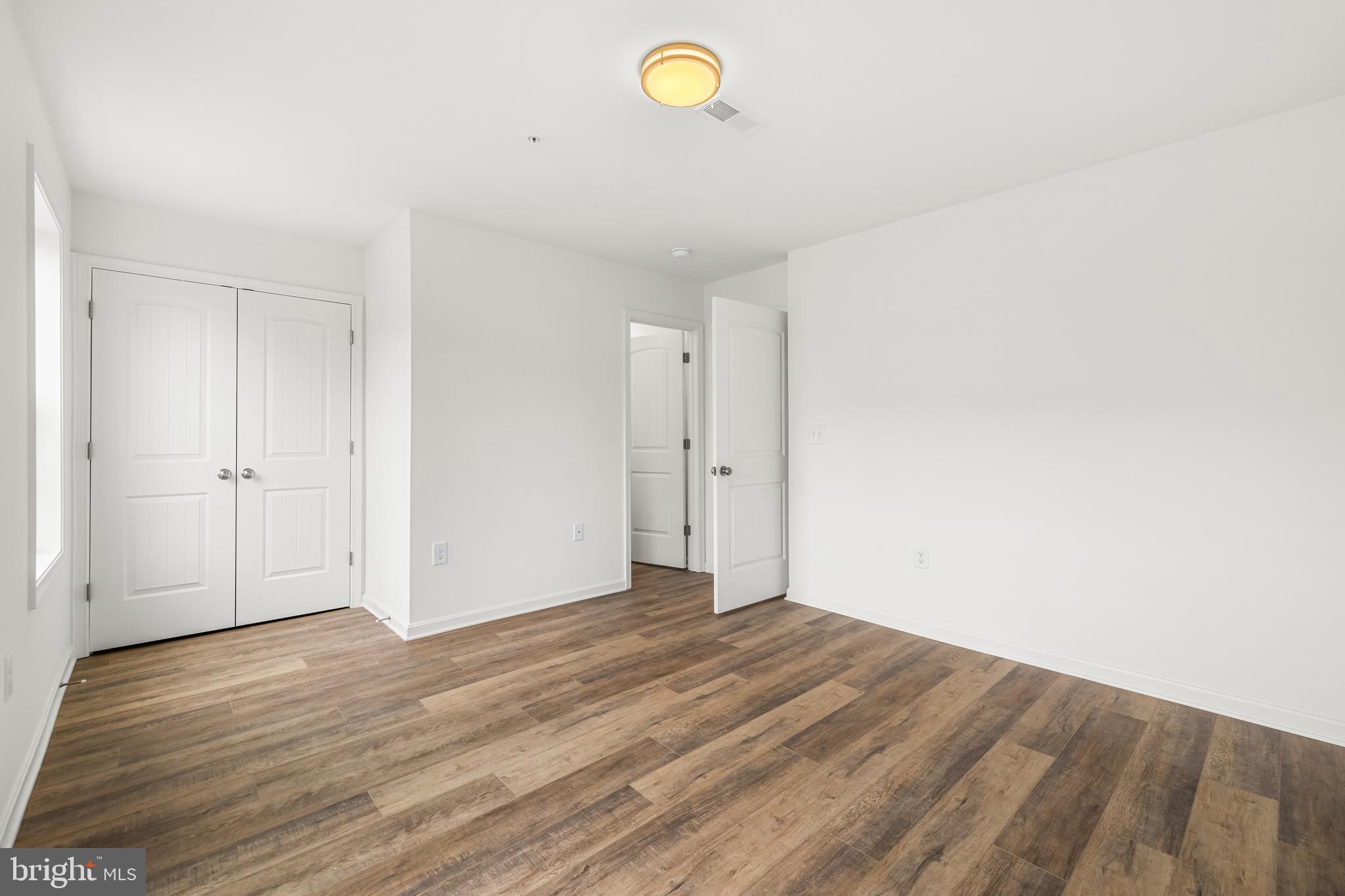 HUDSON RIDGE - Residential