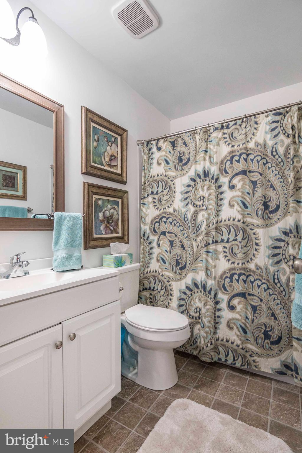 PARKSIDE VILLAGE - Residential