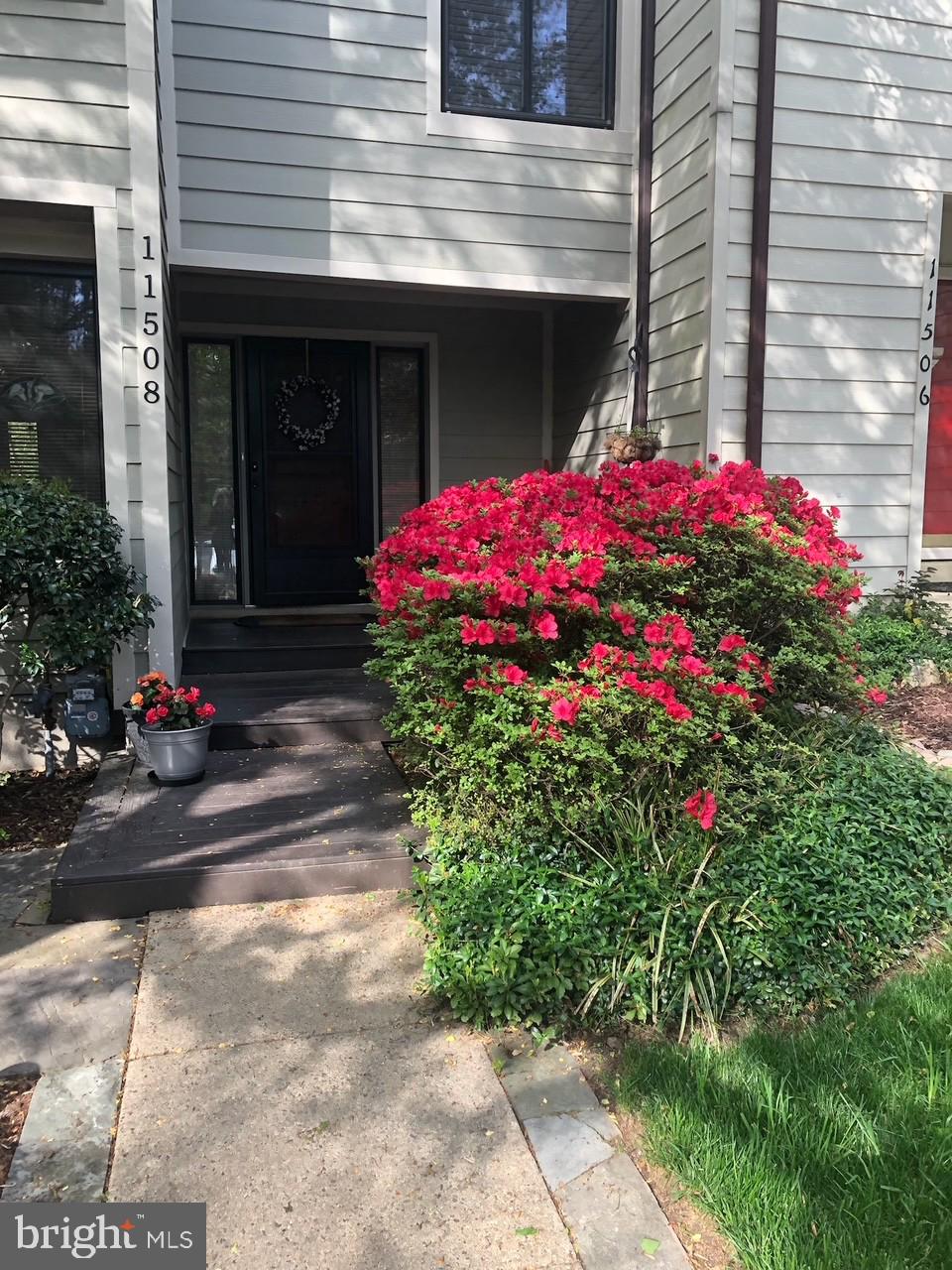 RESTON - Residential