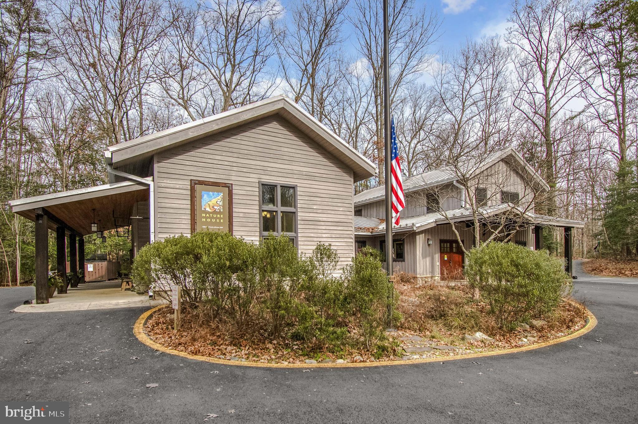 RESTON - Residential