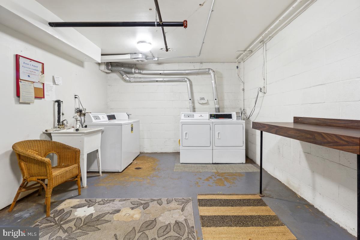 PLYMOUTH GARDENS - Residential