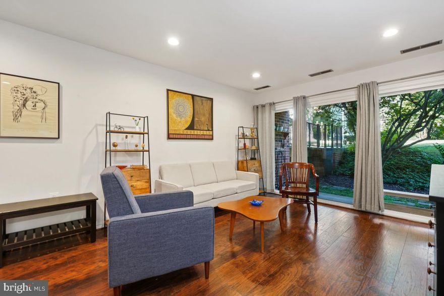 Price Improvement!!
Spacious 2-Bedroom Condo in Rockville.
Discover this well -appointed 2-bedroom, 1.5-bath condo conveniently located in Rockville. Just short distance to Montgomery College, this home offers a bright and functional layout with plenty of space to relax and unwind. Enjoy community amenities including playground, swimming pool, and open parking, along with easy access to shopping, dining and major commuter routes 270, 355, public bus service and Rockville and Shady Grove metro station. With its prime location and comfortable living, this condo is an excellent choice for homeowners.