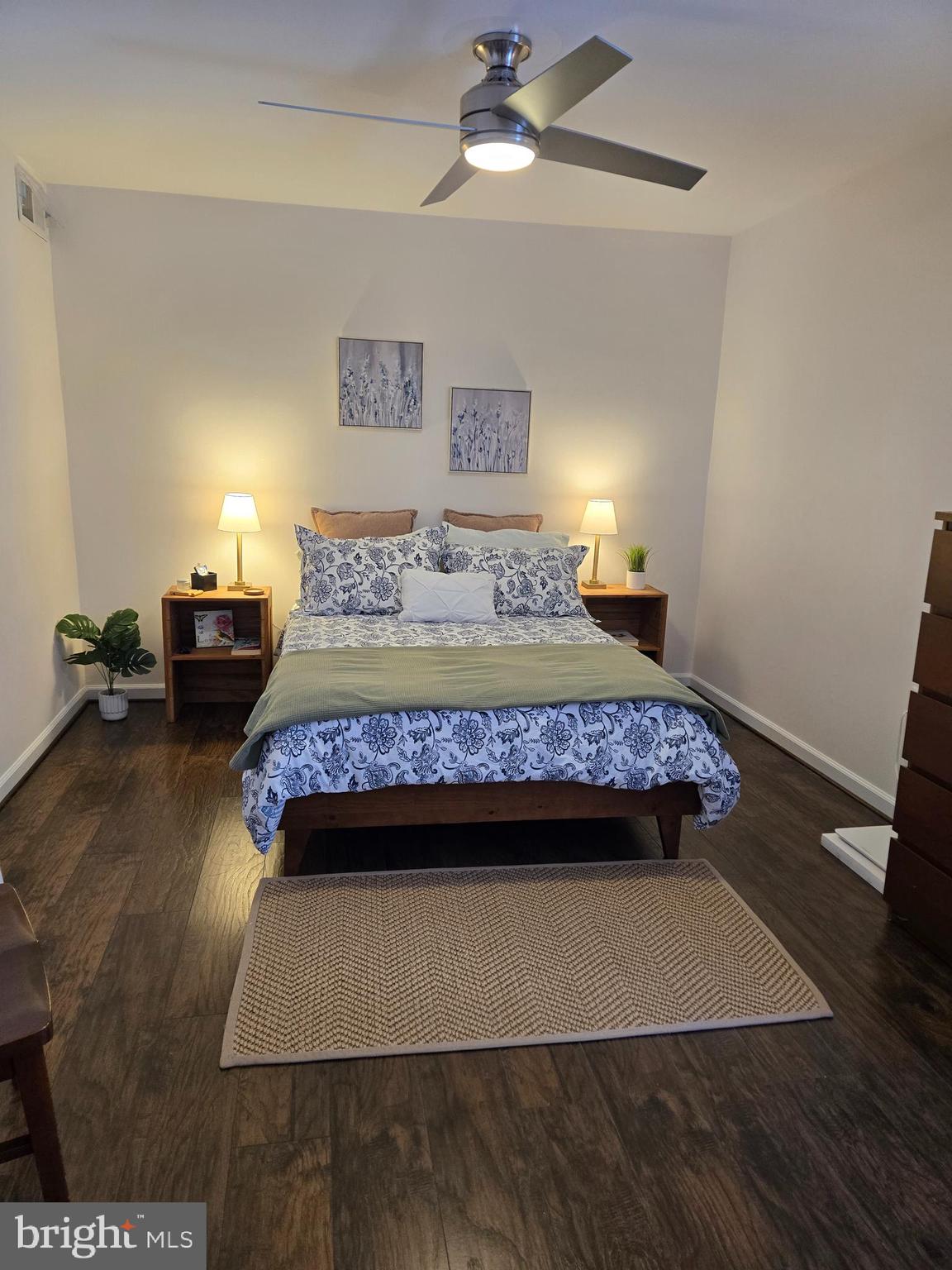 PLYMOUTH GARDENS - Residential