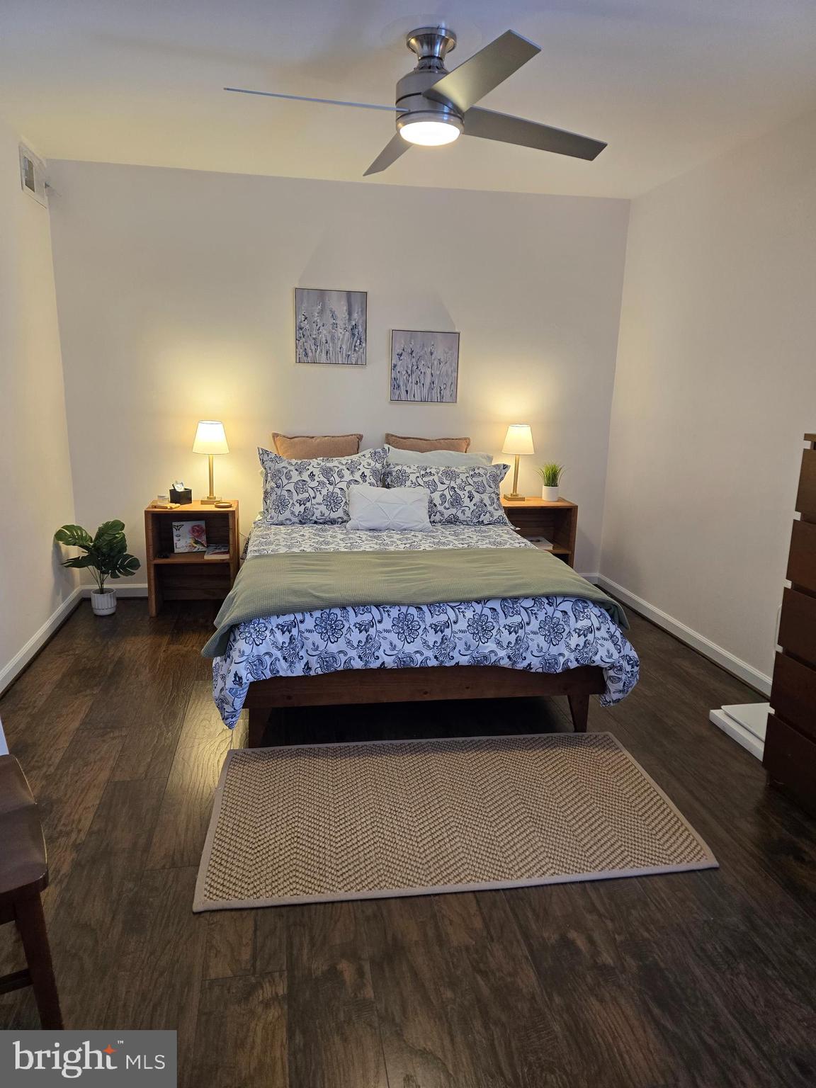 PLYMOUTH GARDENS - Residential