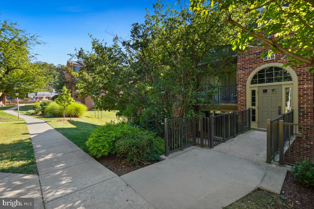 PLYMOUTH GARDENS - Residential