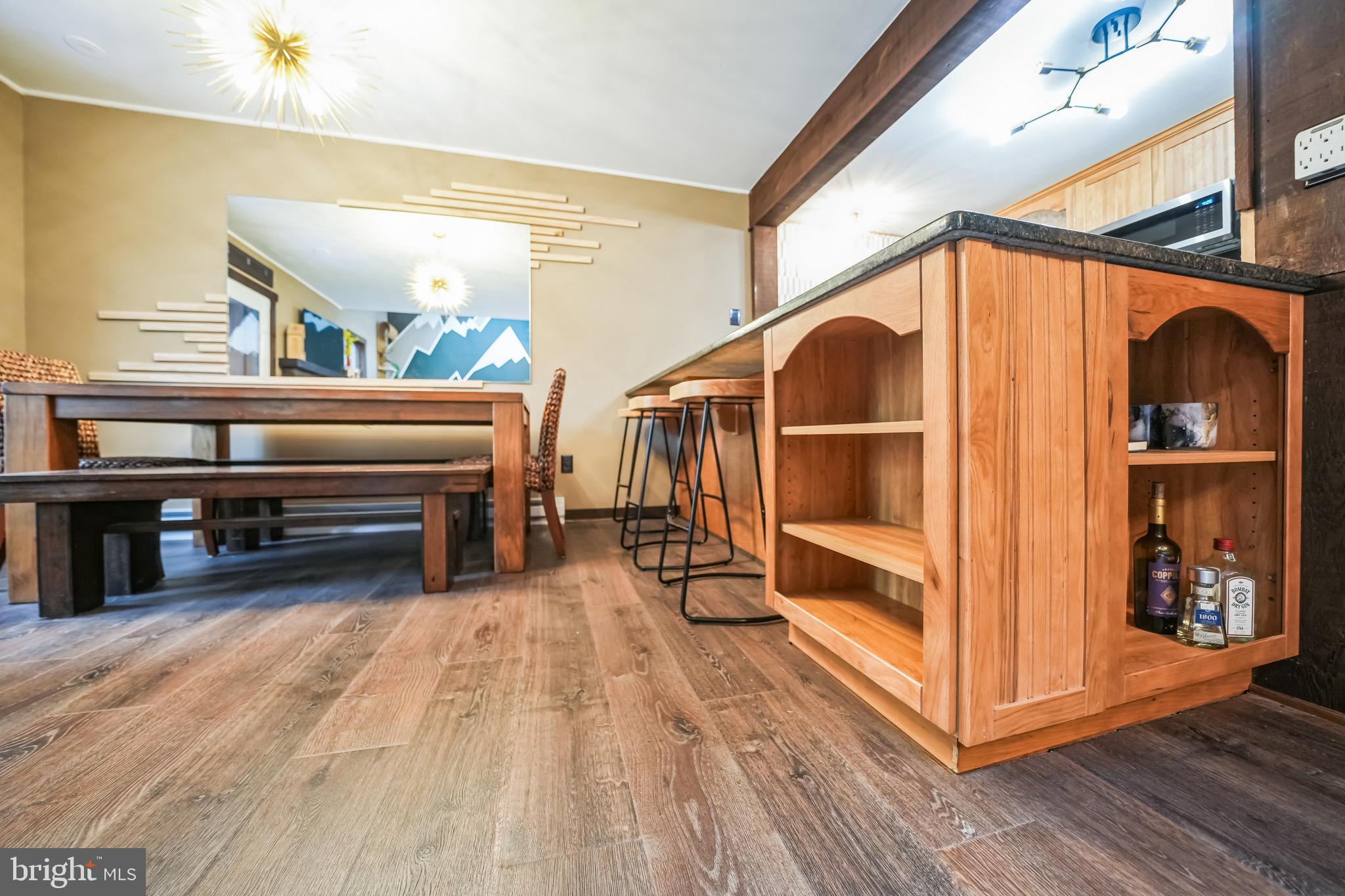 BIG BOULDER LAKE - Residential