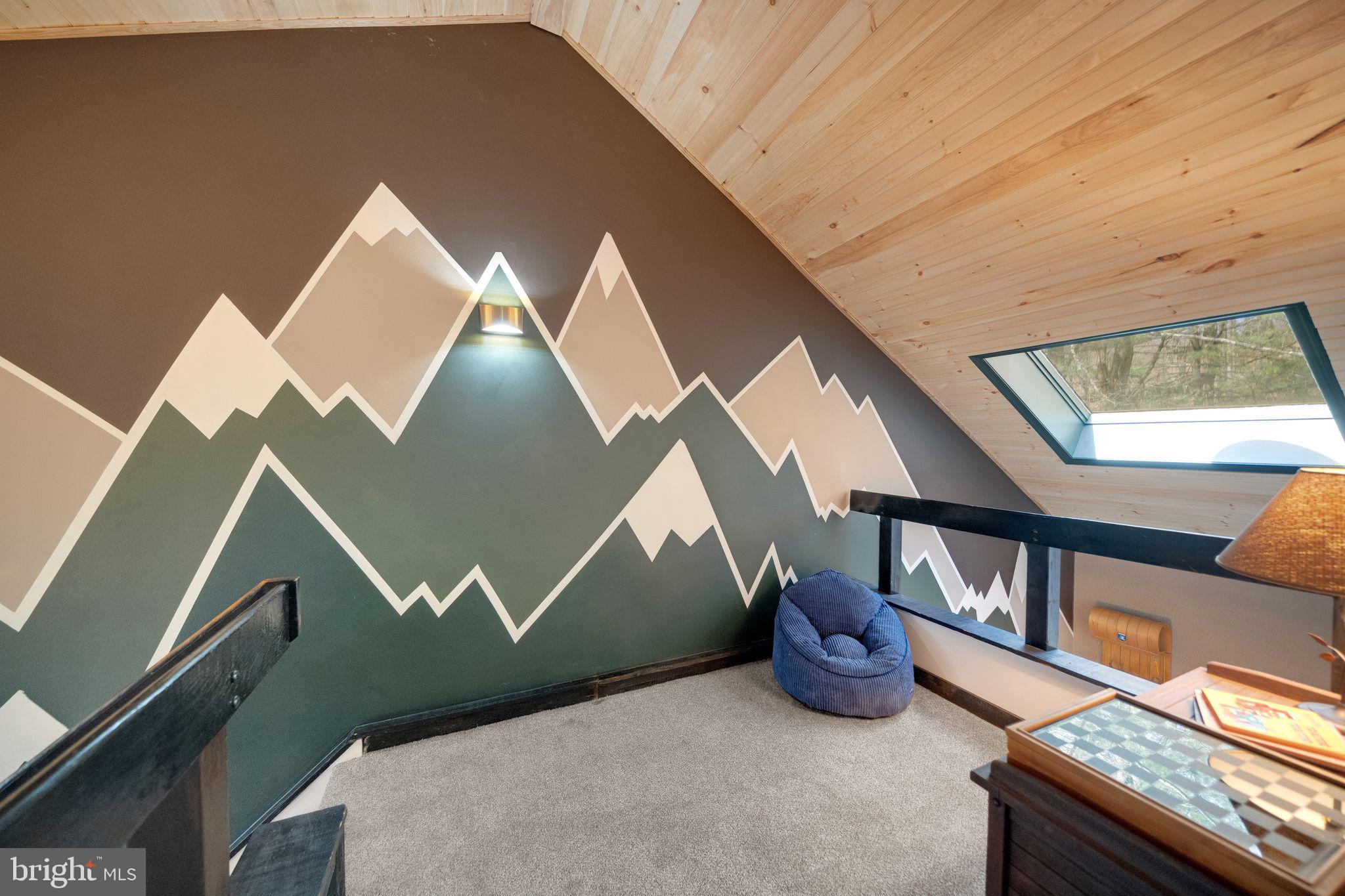 BIG BOULDER LAKE - Residential