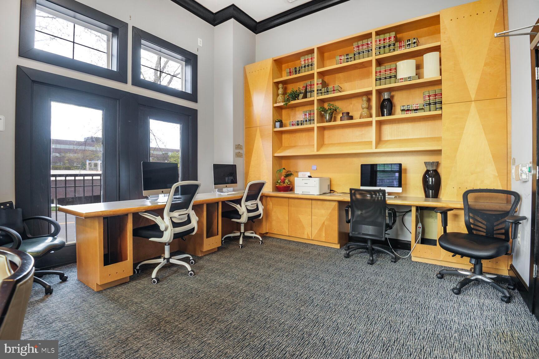 FAIRFAX RIDGE CONDOS - Residential