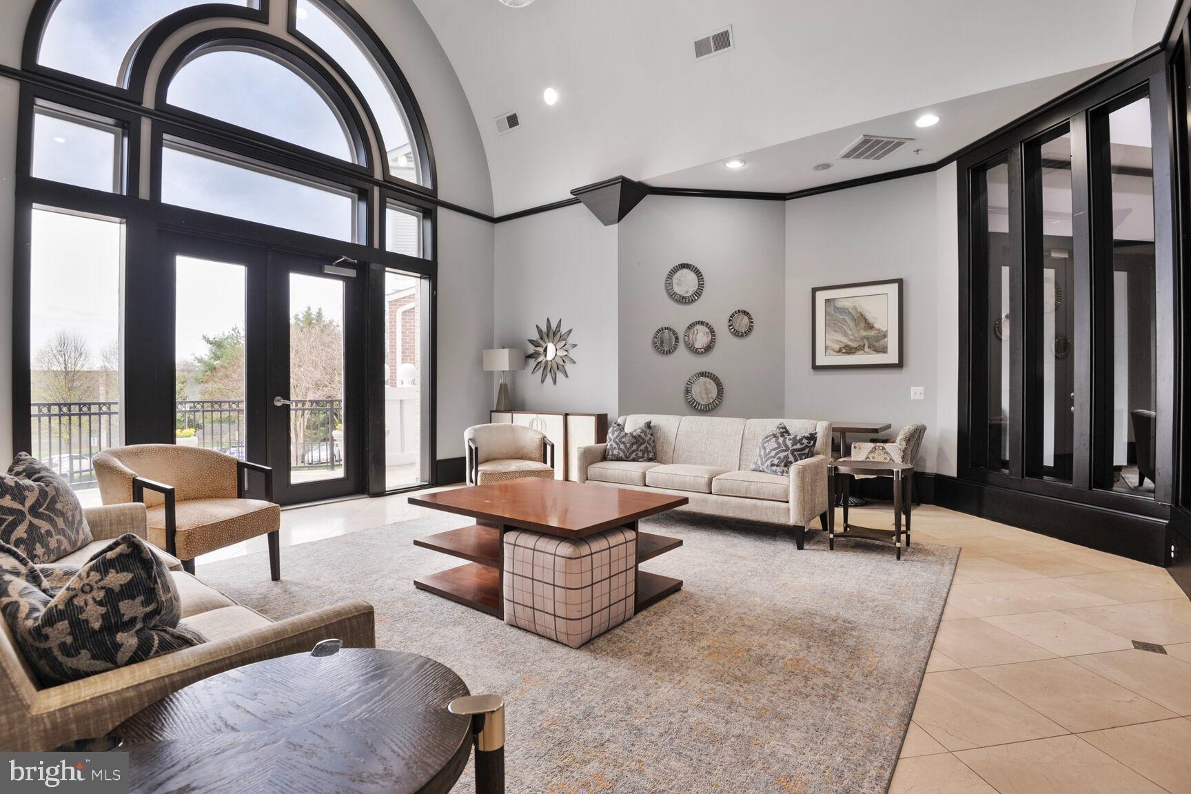 FAIRFAX RIDGE CONDOS - Residential