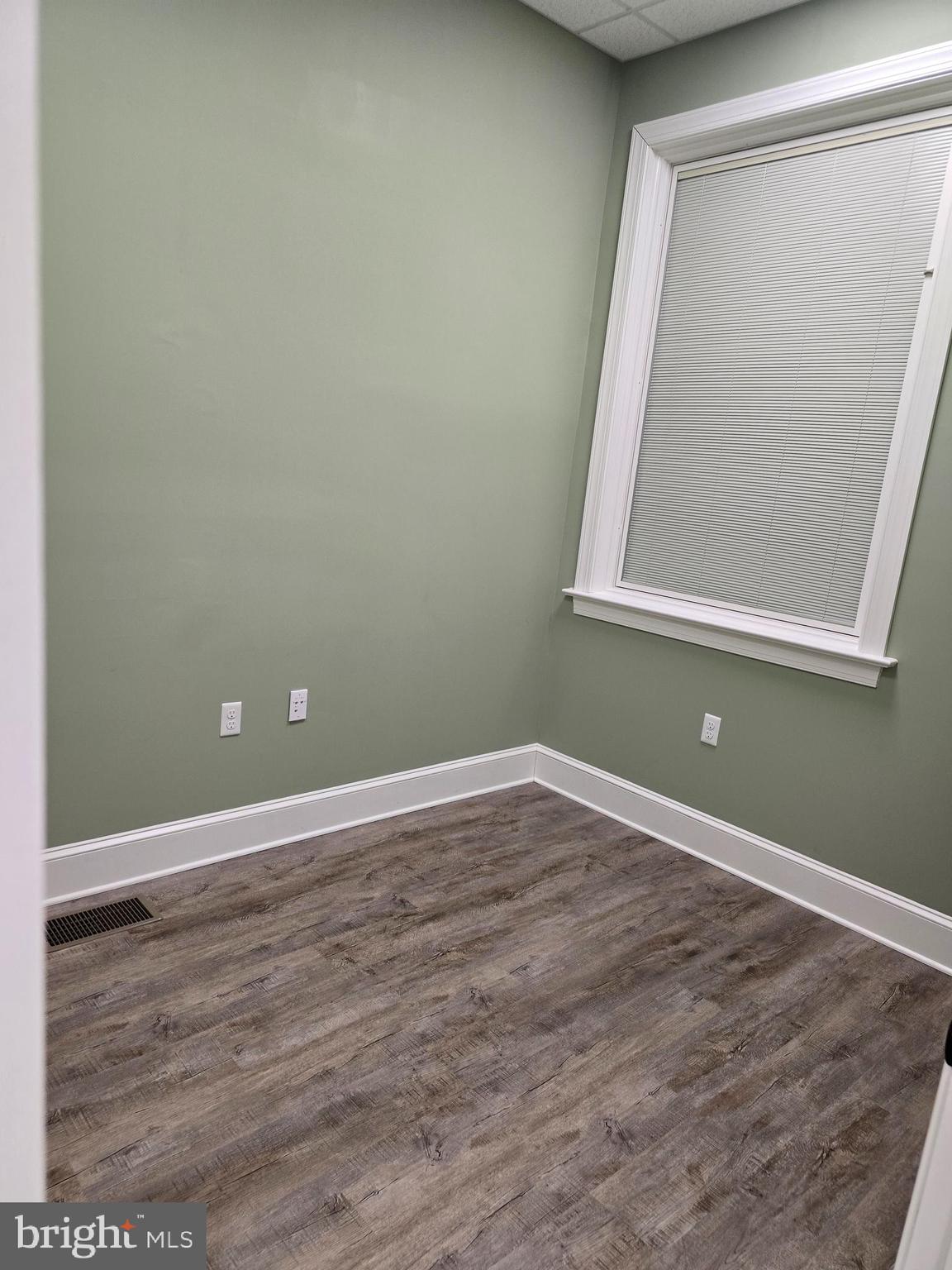 1521 MARTINSBURG PIKE