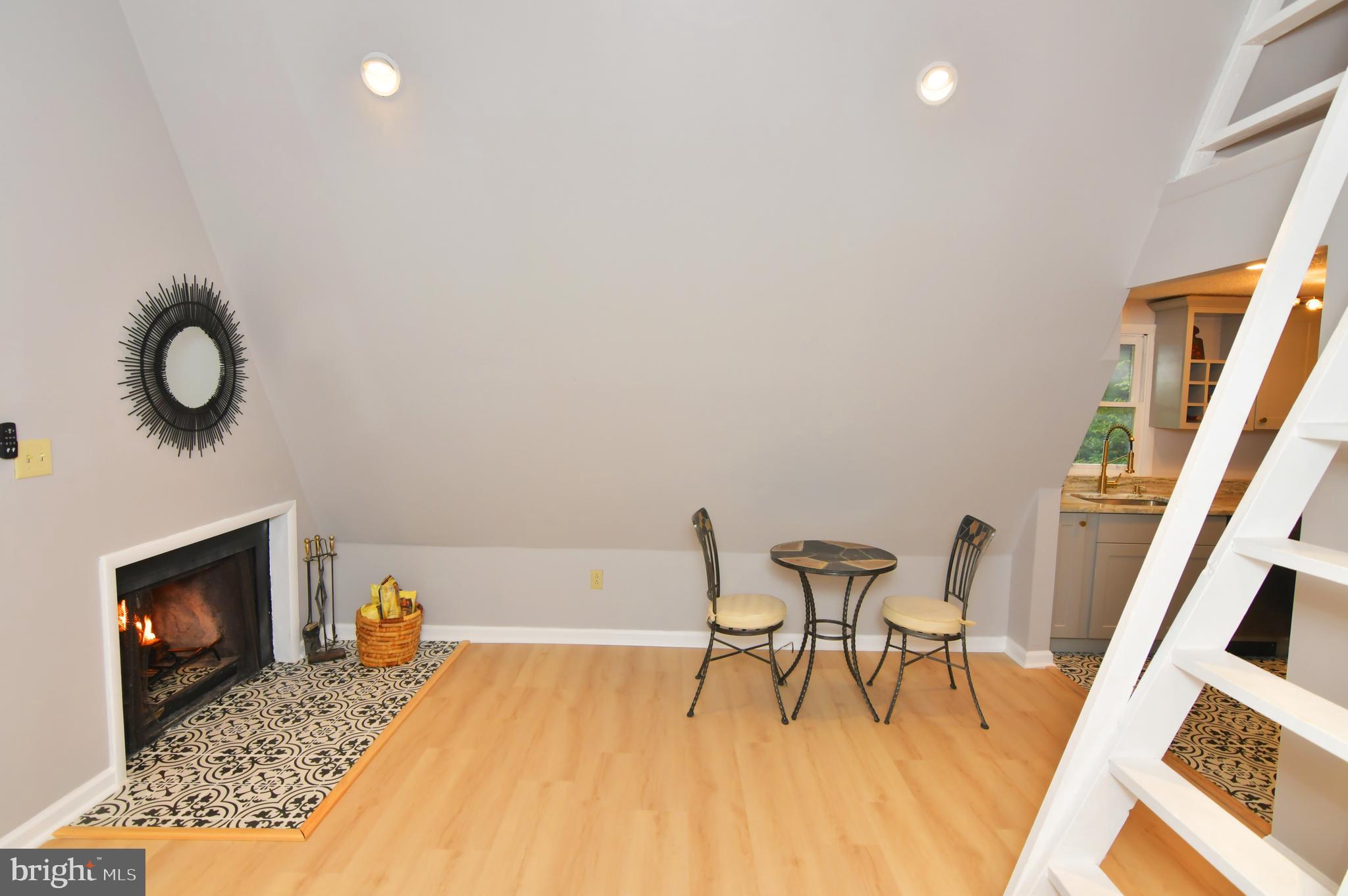 GLENWOOD FOREST - Residential