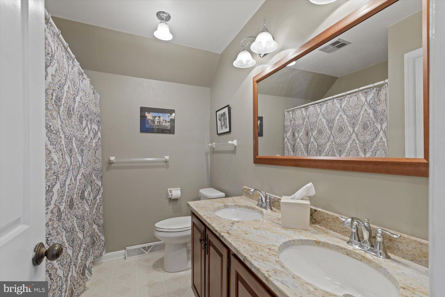 EAST HEMPFIELD TWP - Residential