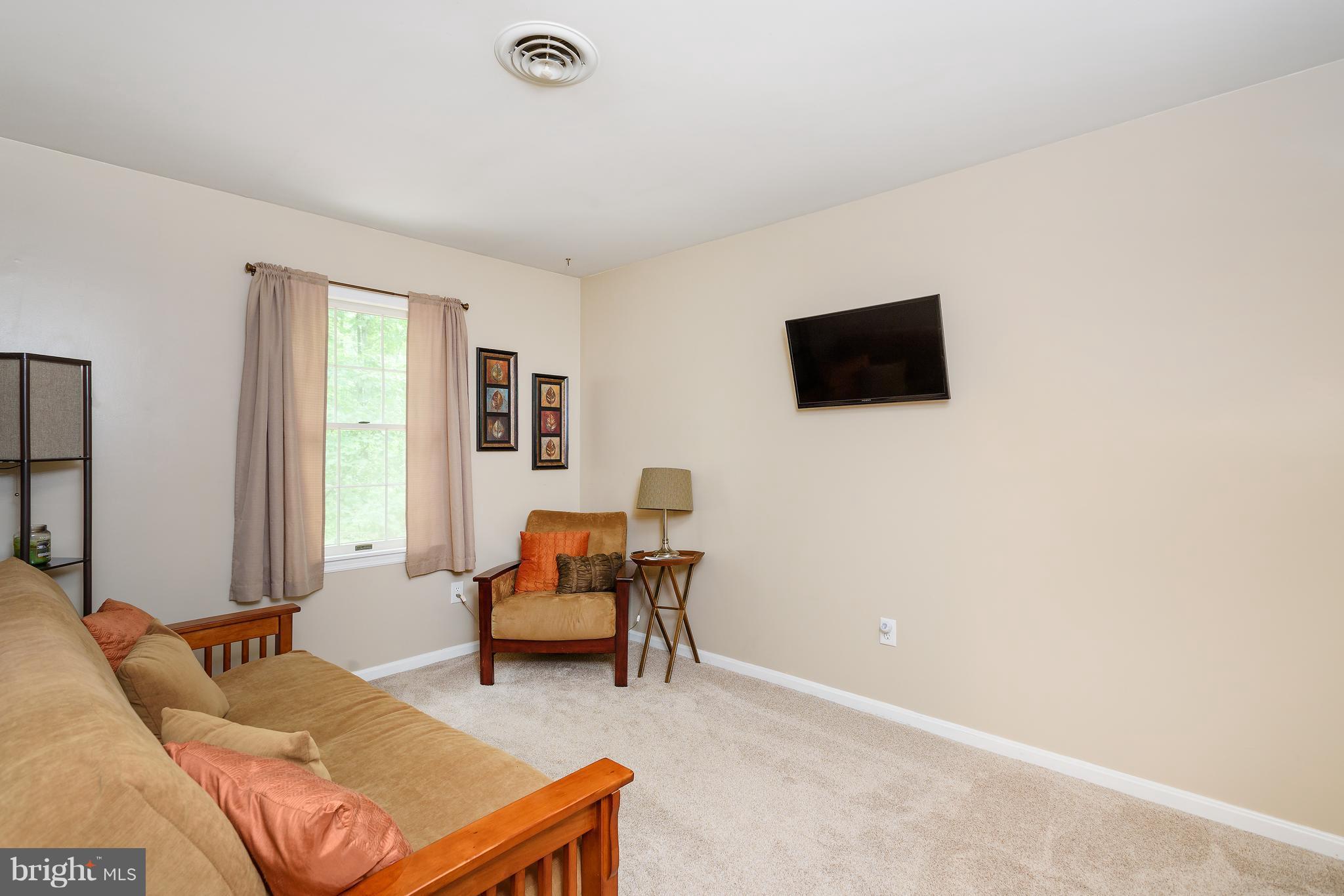 SHERWOOD FOREST - Residential