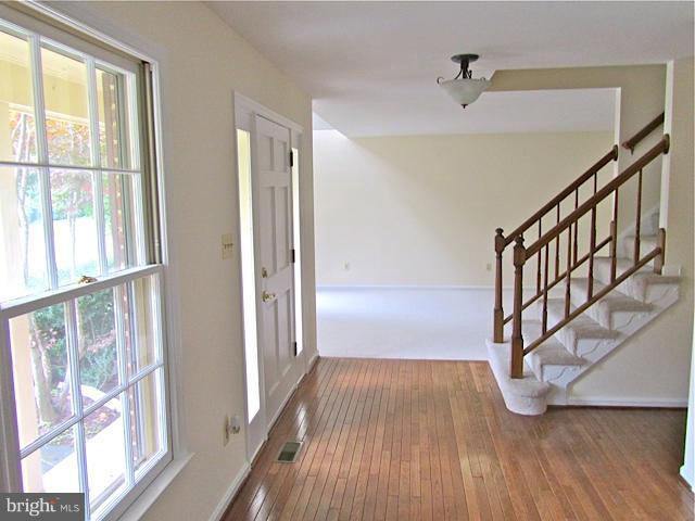 SOUTH RUN OAKS - Residential Lease