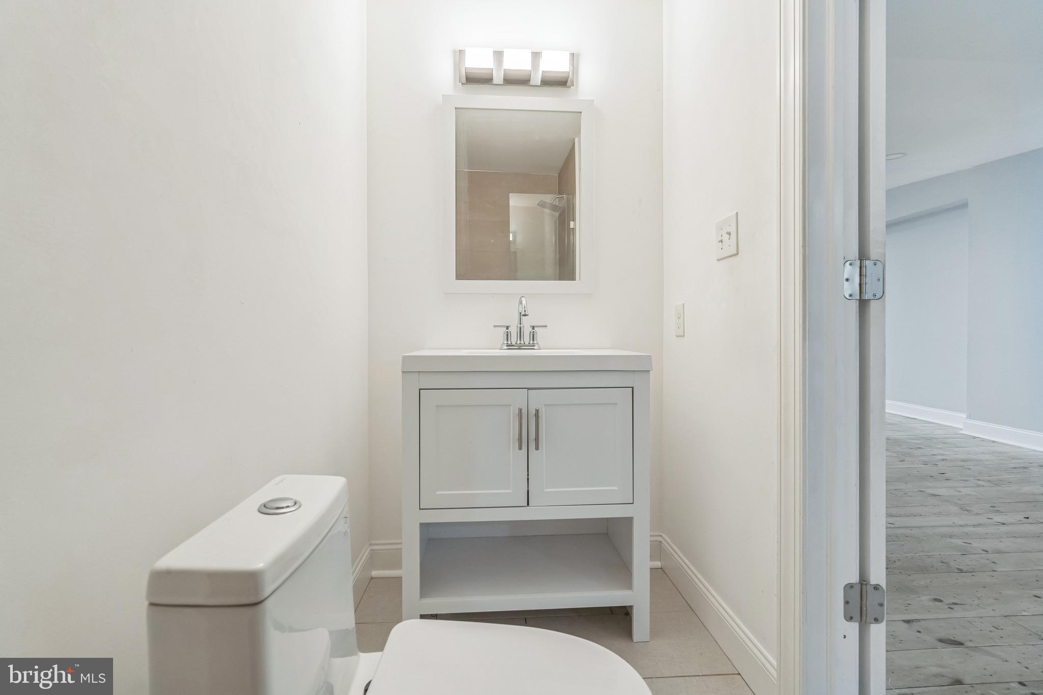 LITTLE ITALY - Commercial Sale