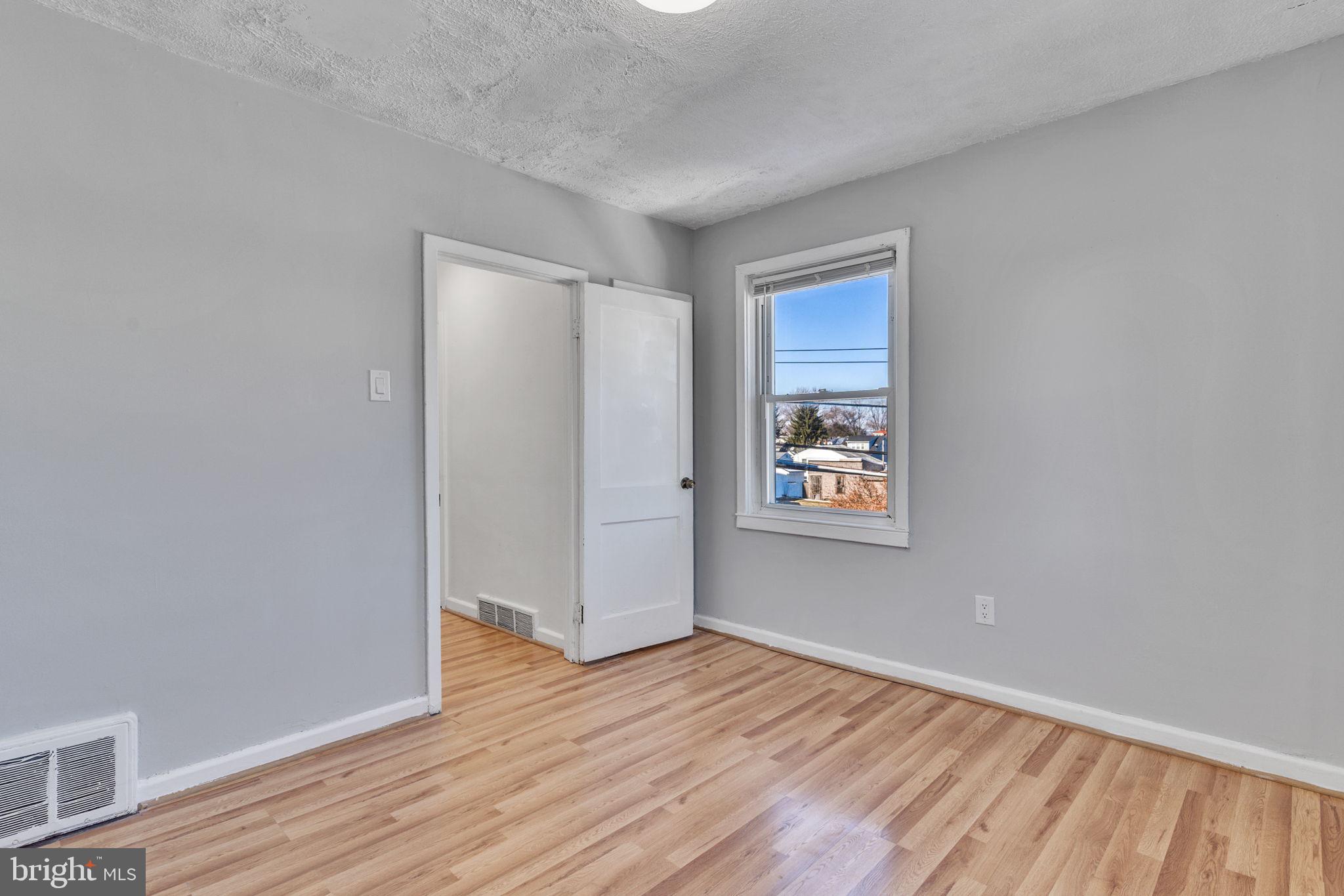 BROOKLYN PARK - Residential