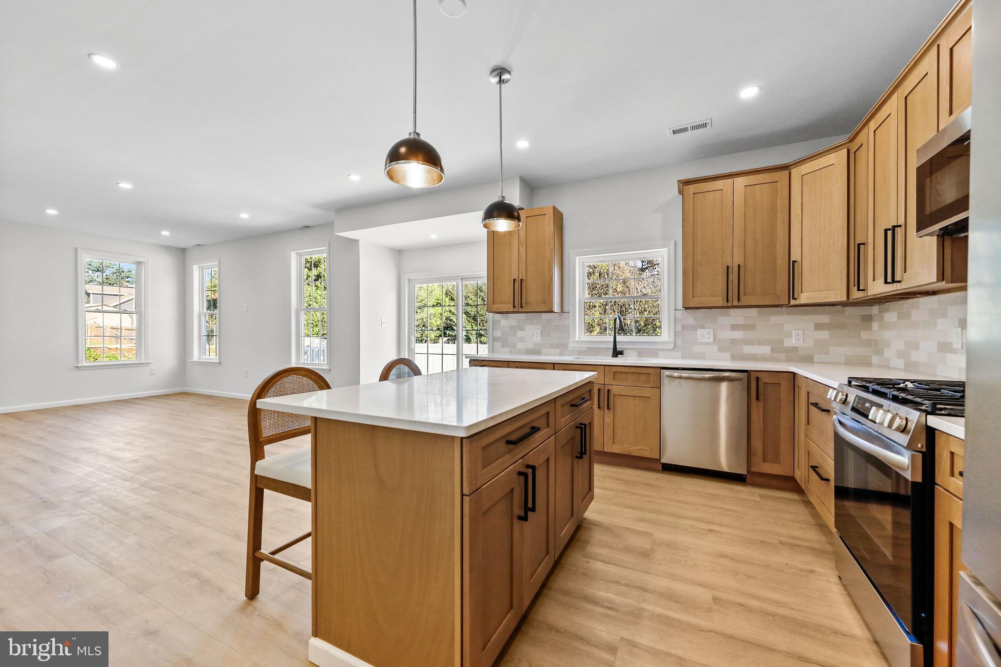 1924 ROSEMORE AVENUE