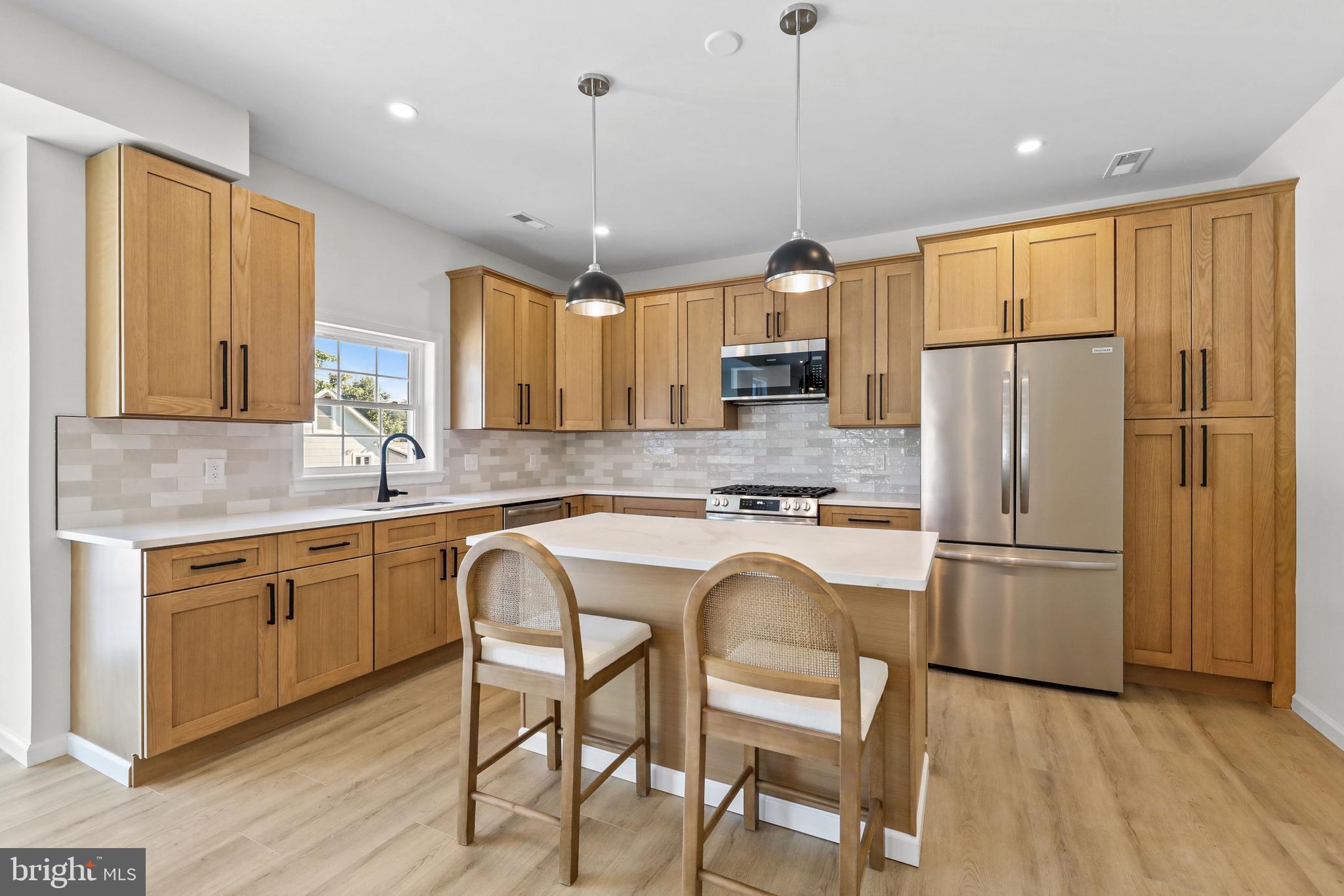 1924 ROSEMORE AVENUE