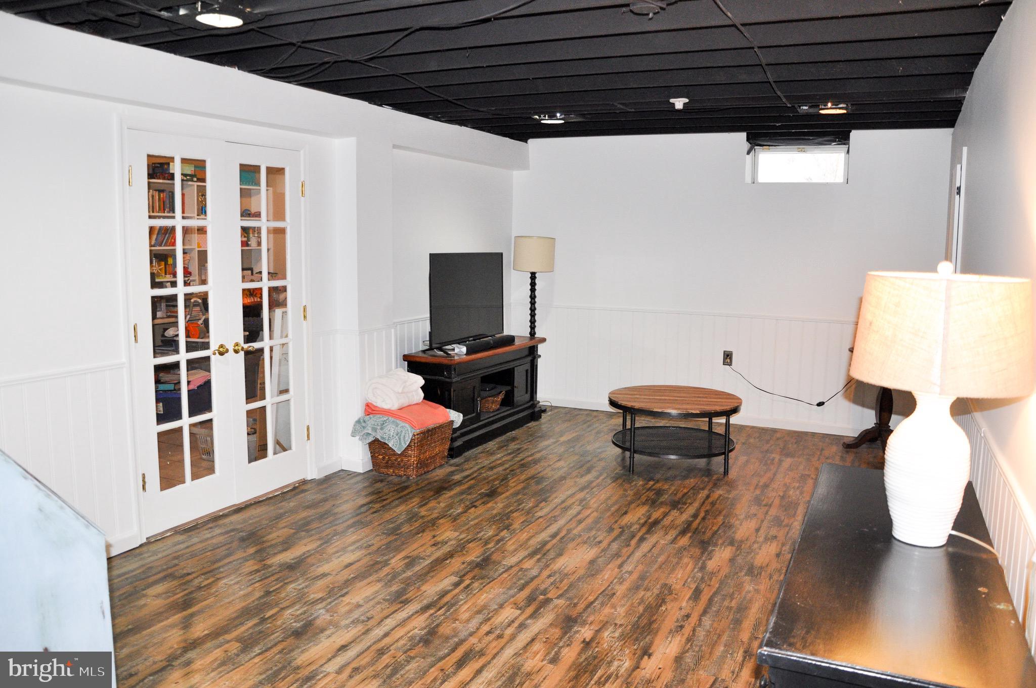 BRENTWOOD PARK - Residential