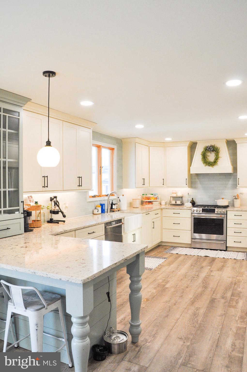 BRENTWOOD PARK - Residential