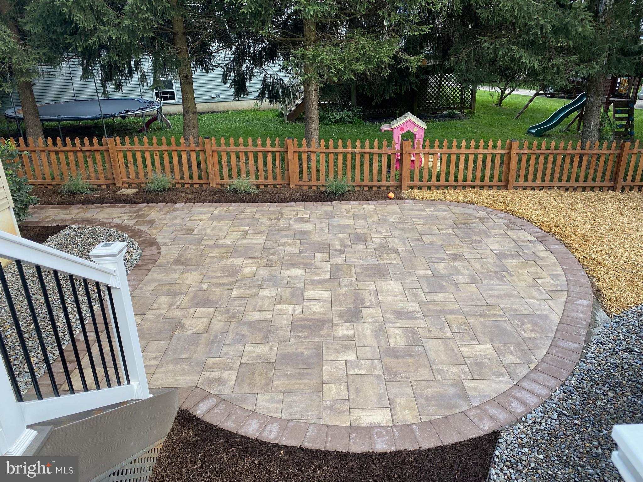 BRENTWOOD PARK - Residential