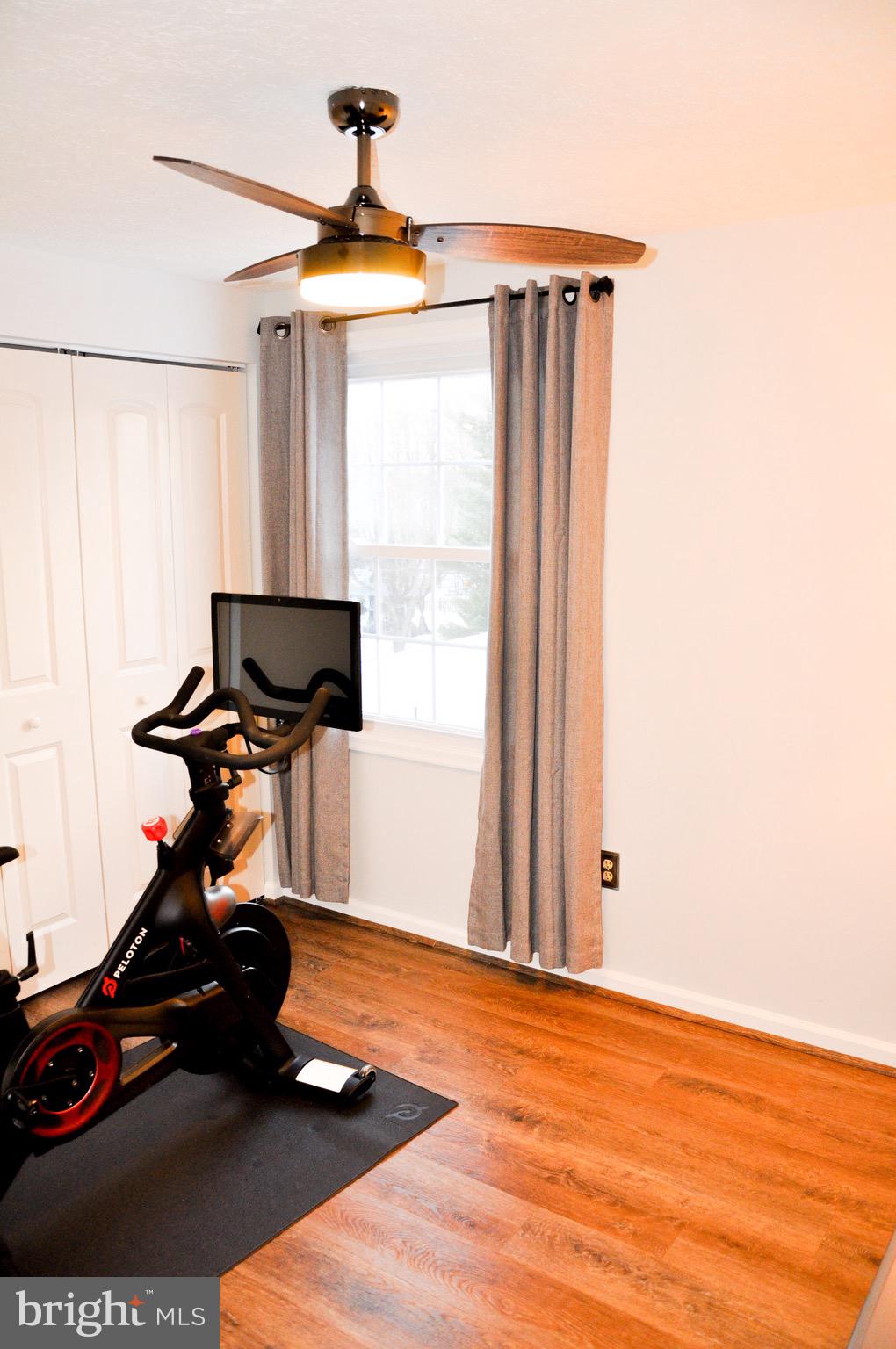 BRENTWOOD PARK - Residential